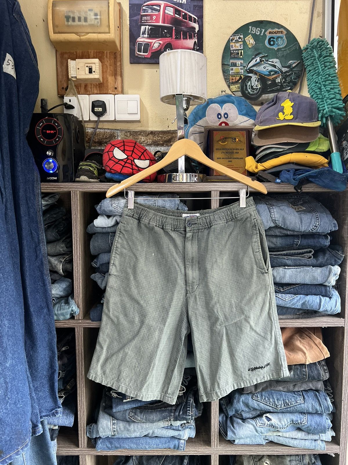 Lightning Bolt 🔥Sun Faded Lightning Bolt Short Pant Size US 29 - 1 Thumbnail