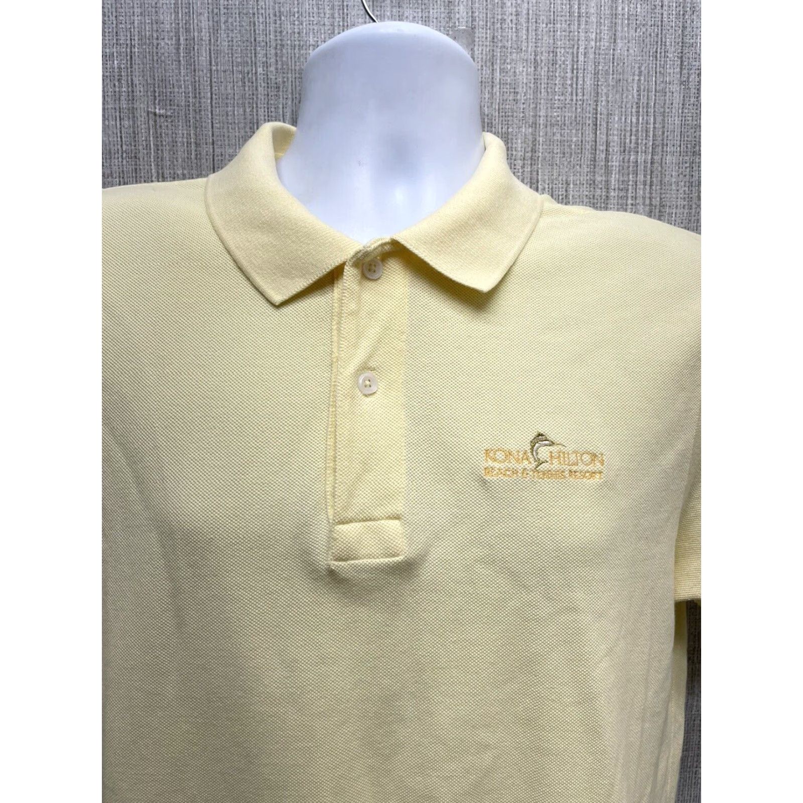 Izod VINTAGE Izod Lacoste Patron Polo Shirt Mens L Golf 100% Cotton Kona Hilton Resort Yellow Polo Mens L 90s/Event/Football Size US L / EU 52-54 / 3 - 2 Thumbnail
