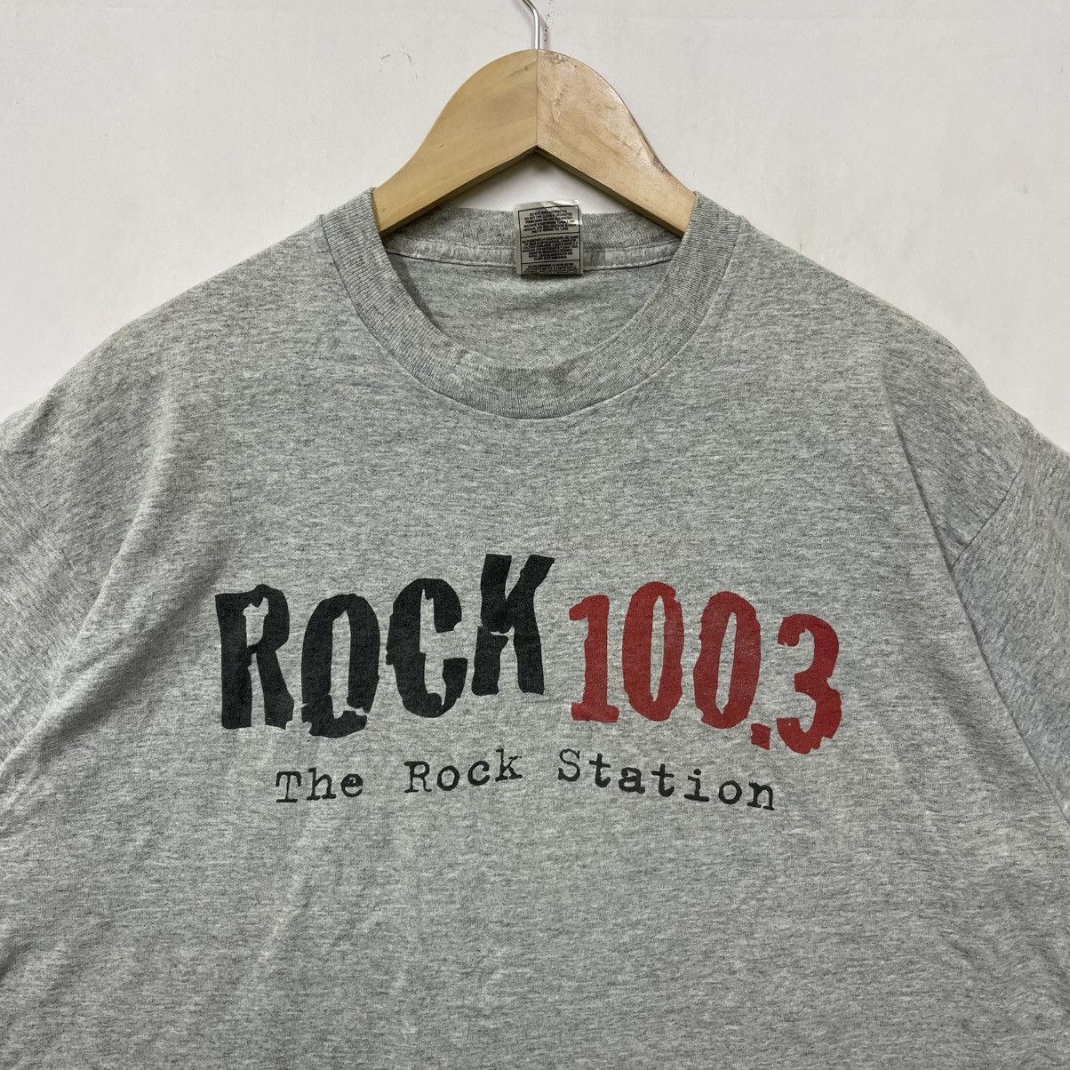 Band Tees Vintage 90s ROCK 100.3 The Rock Station Radio Frequency Size US XL / EU 56 / 4 - 2 Thumbnail
