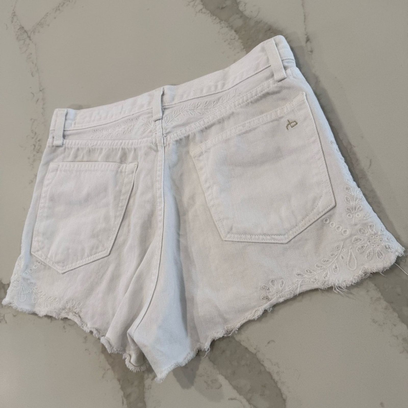 Rag & Bone Rag & Bone Denim Justine Shorts Floral Embroidered Womens 28 Size 28" / US 6 / IT 42 - 8 Thumbnail
