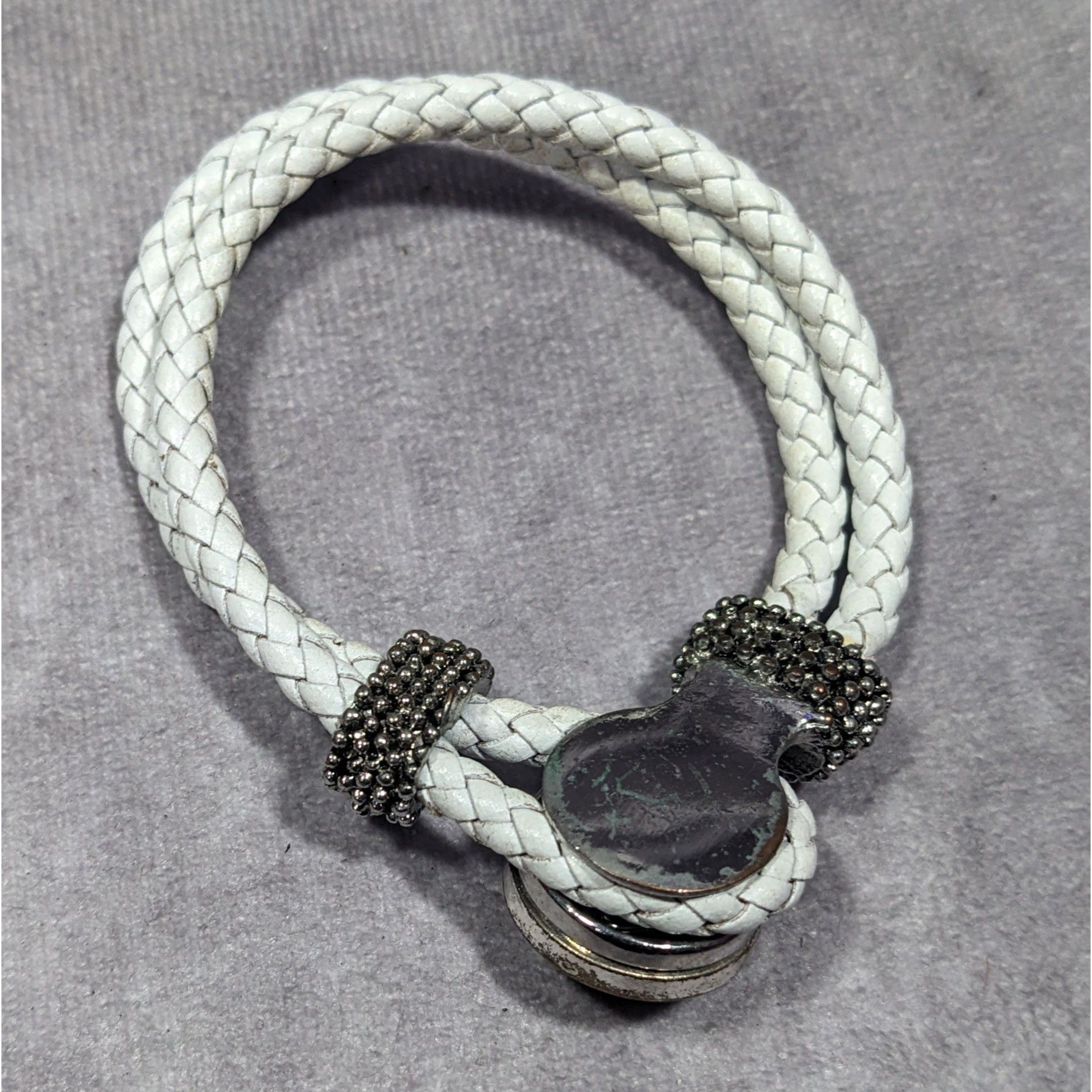 Other Modern White Rope Snap Button Bracelet With Rhinestones Size ONE SIZE - 7 Thumbnail