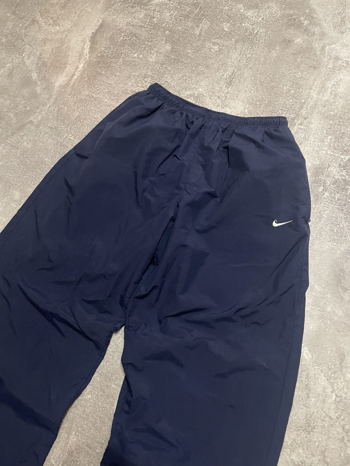 Nike Vintage Nike Parachute Nylon Track Pants Navy Blue Size M Size US 32 / EU 48 - 2 Thumbnail