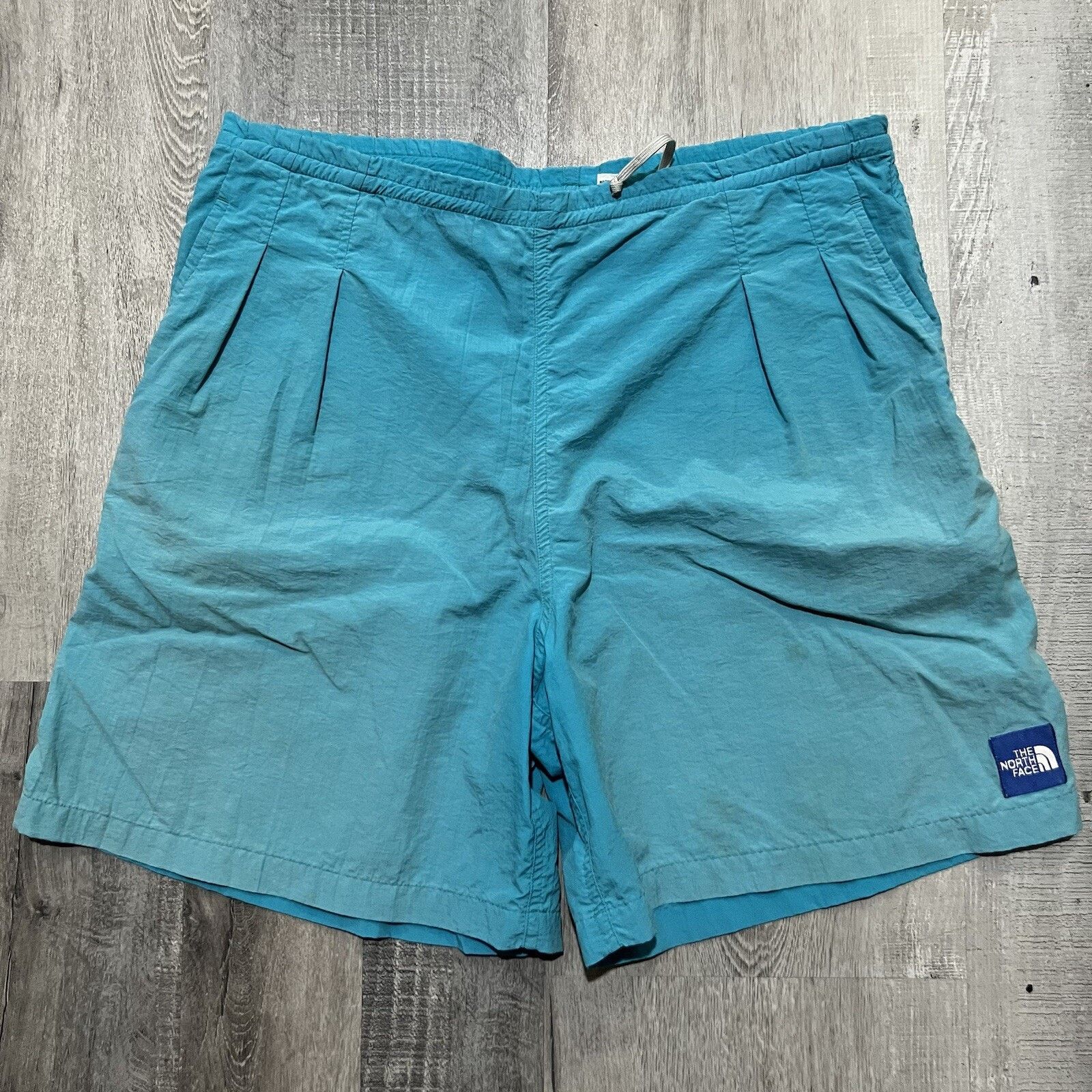 The North Face The North Face Shorts Blue Sun Faded Outdoor Beach Shorts M Size 34" / US 12 / IT 48 - 1 Thumbnail