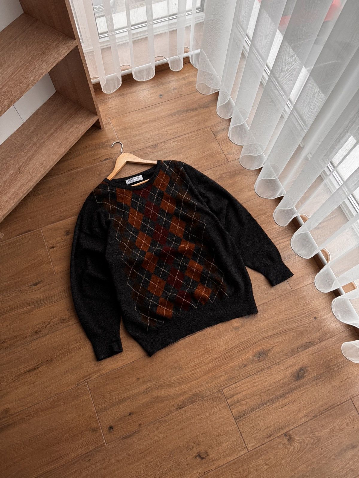 Burberry × Vintage Vintage Burberrys Geelong Lambswool Brown Sweater Size US L / EU 52-54 / 3 - 2 Thumbnail