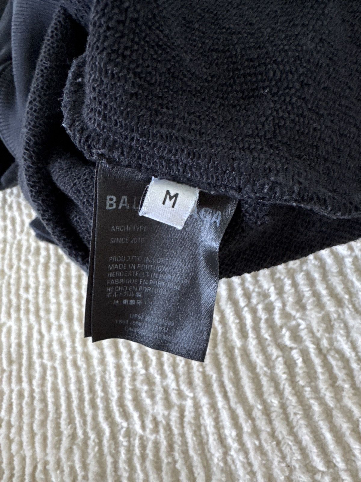 Balenciaga Balanciaga Logo Hoodie in Black Size US M / EU 48-50 / 2 - 4 Thumbnail