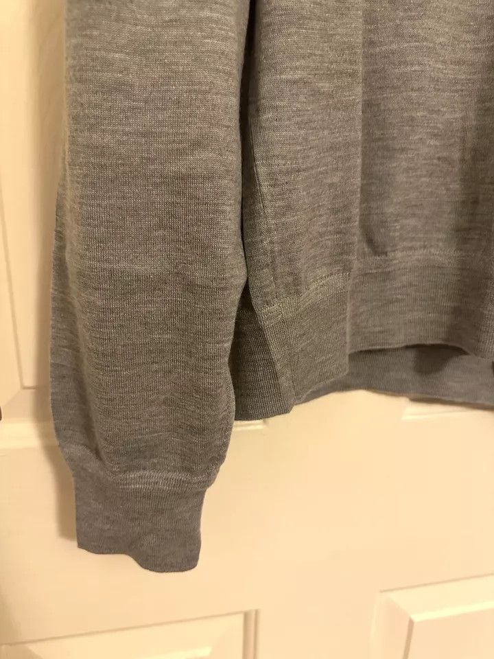 Tom Ford o1ebxxf0225 V-Neck Sweater in Light Grey Size US M / EU 48-50 / 2 - 7 Thumbnail