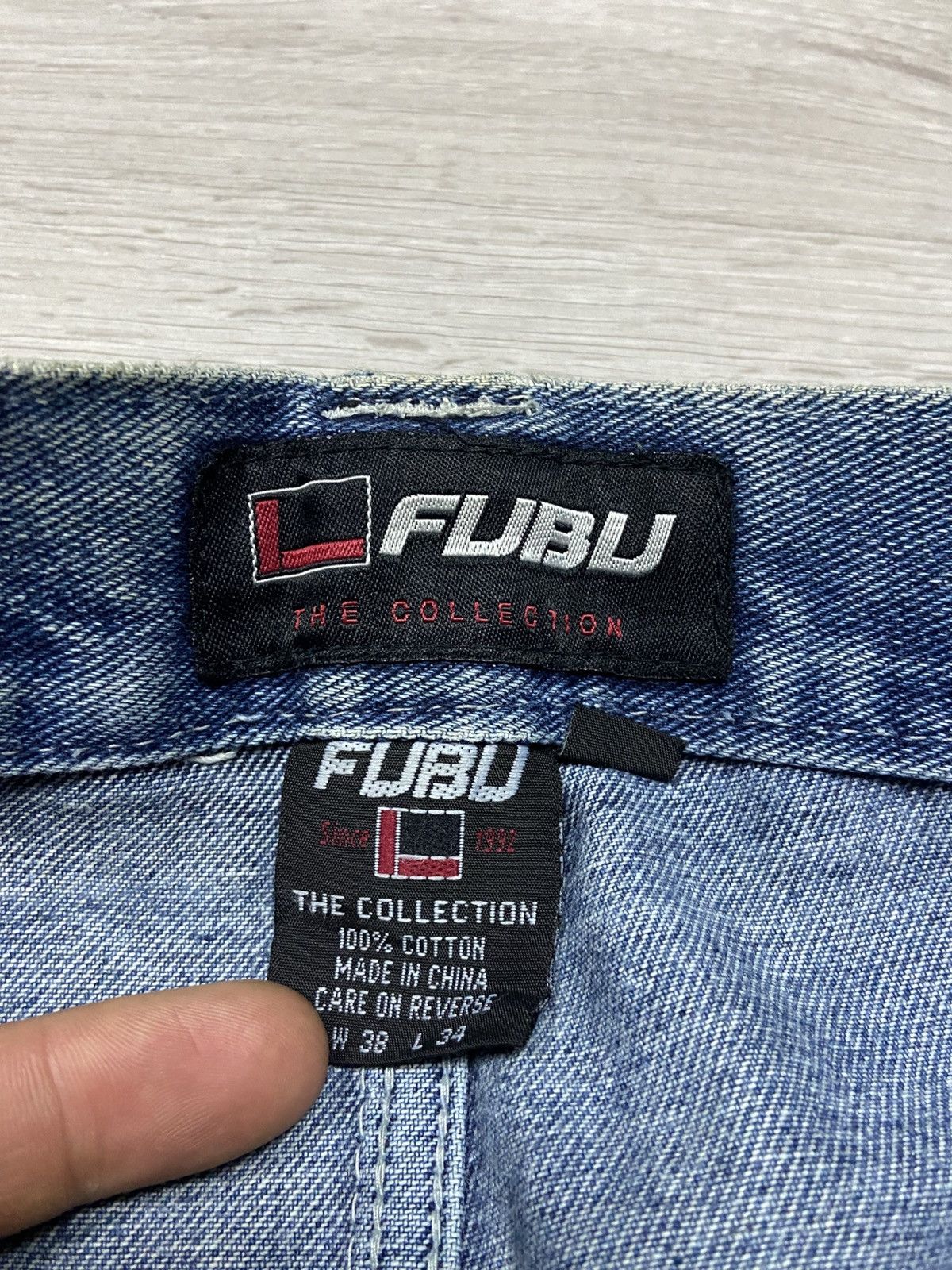 Fubu Fubu wide leg big logo skate rap jeans cargo pants Size US 38 / EU 54 - 8 Thumbnail