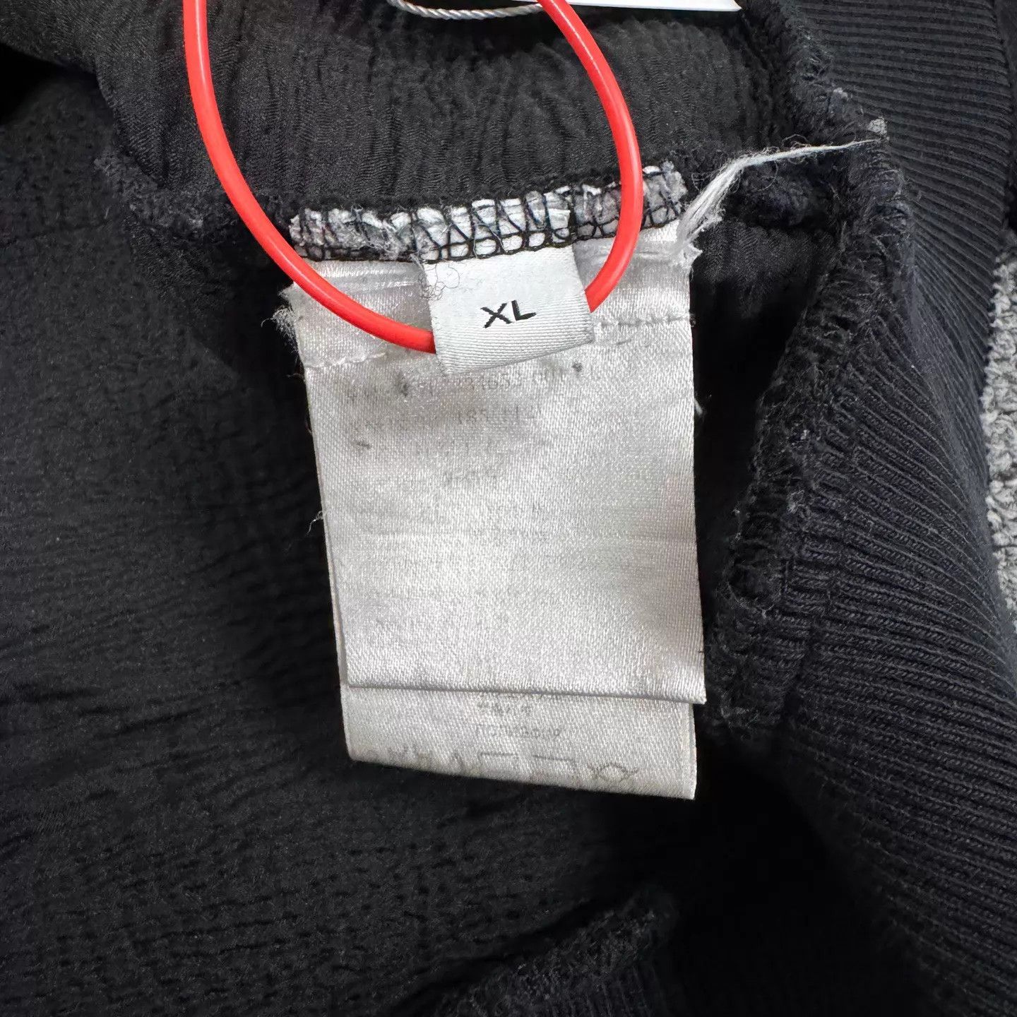 Givenchy Givenchy Distressed Destroyed Sweatshirt XL 99 New Size US XL / EU 56 / 4 - 7 Thumbnail