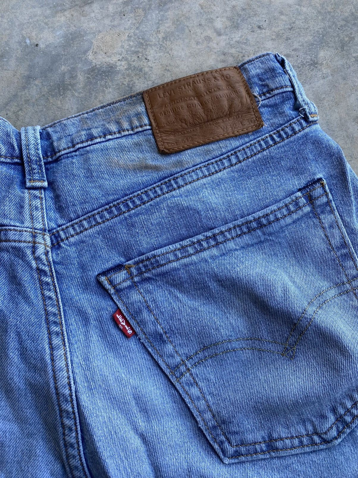 Levi's × Vintage Levi’s Vintage Lot 512 Taper Big E Jeans 32 x 30 Size US 32 / EU 48 - 3 Thumbnail