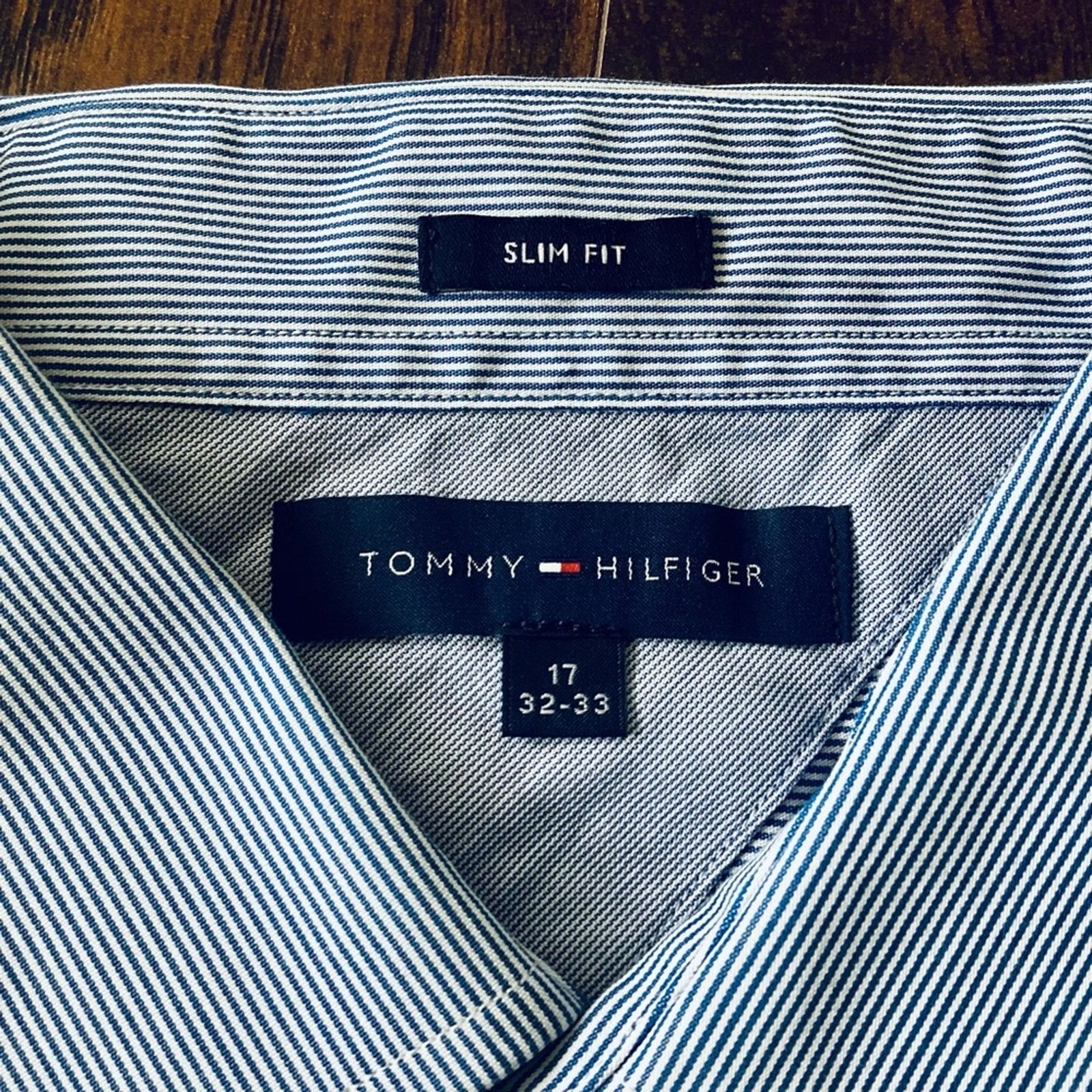 Tommy Hilfiger Tommy Hilfiger Slim Fit Button Down Size US XL / EU 56 / 4 - 3 Thumbnail