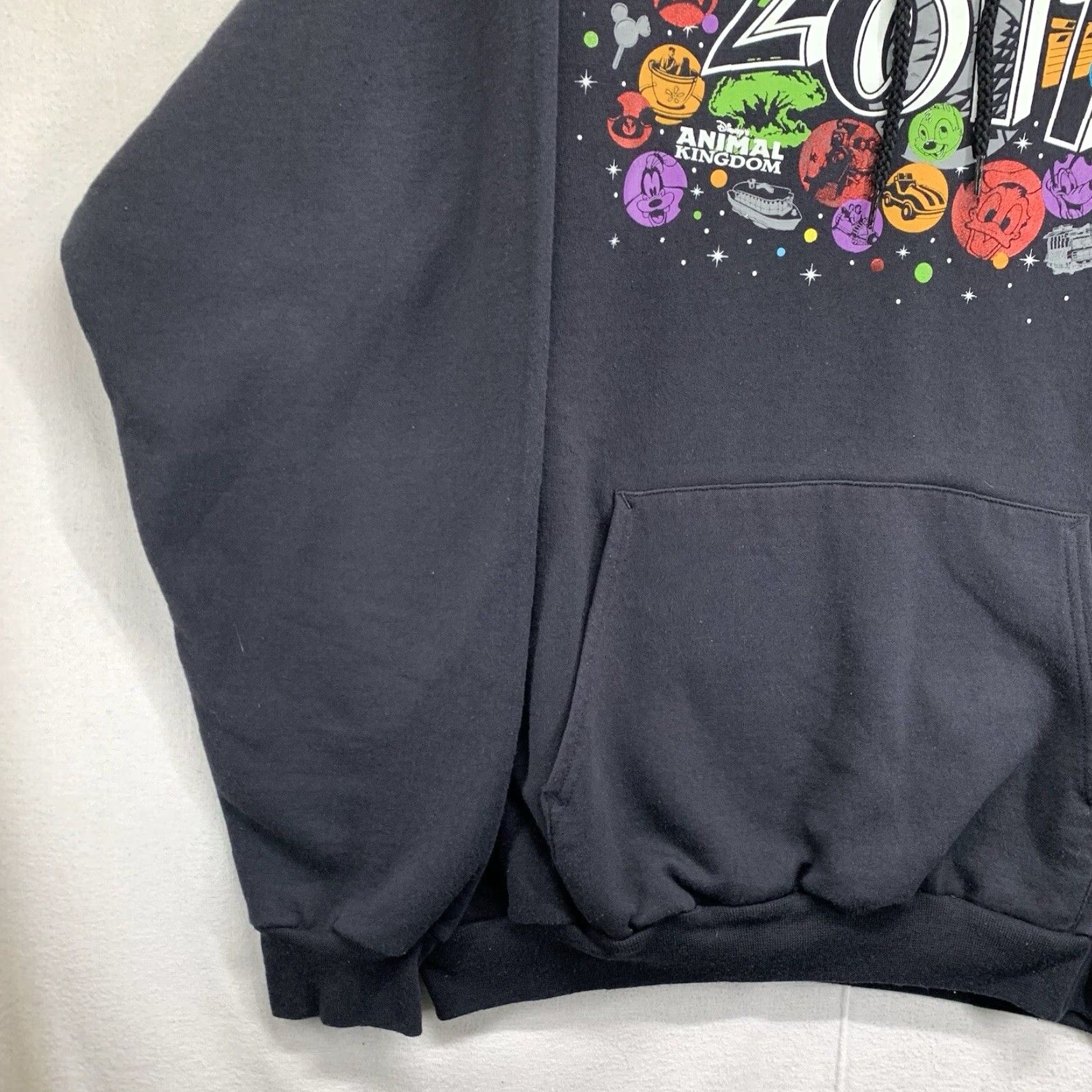 Disney VINTAGE Disney Hoodie Adult XL Black Cotton Fleece Mickey Minnie Stitch Graphic 2011 Disneyland Unisex Pullover Size US XL / EU 56 / 4 - 5 Thumbnail