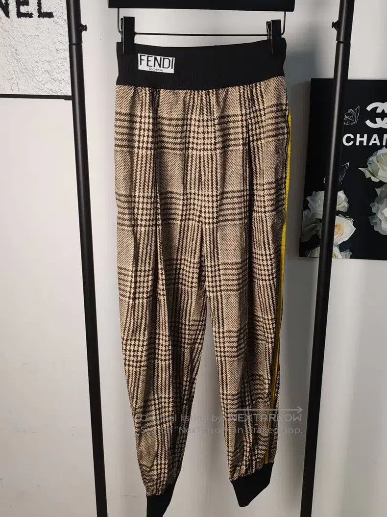 Fendi Fendi Checked Trousers Size 25" / US 0 / IT 36 - 1 Thumbnail