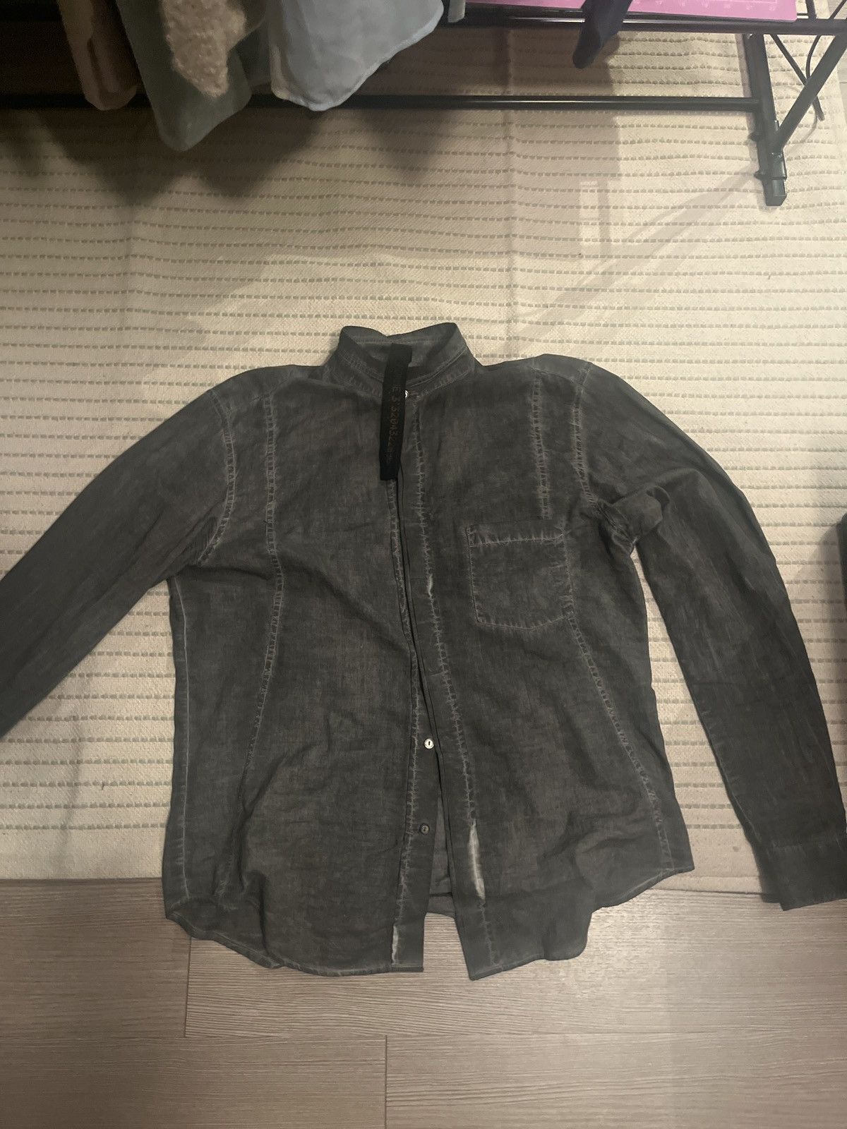 image of Forme D Expression Object Dyed Hidden Placket Anatomical Band Collar Shirt in Grey (Size Medium)