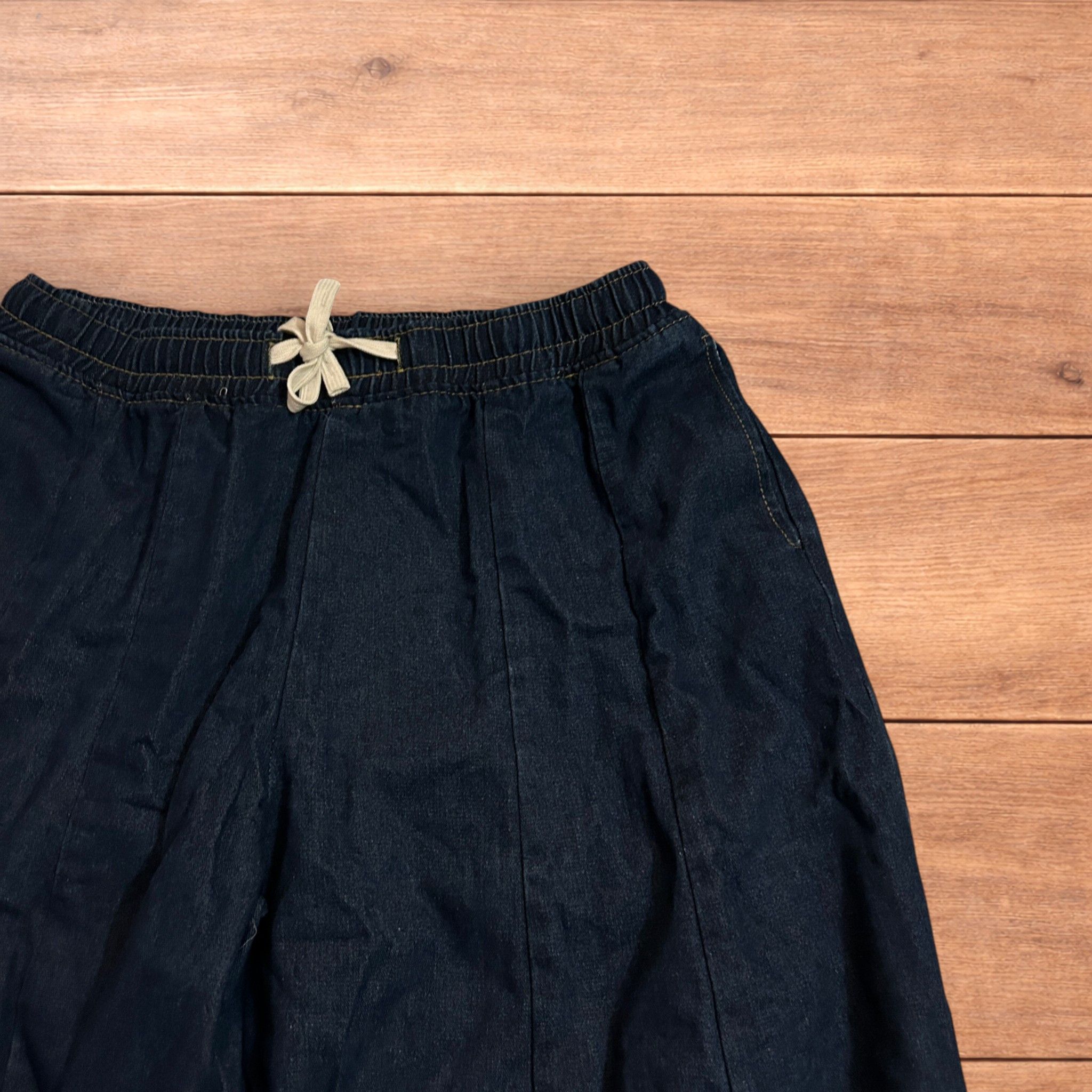 Japanese Brand Super baggy wide leg balloon fit jeans in dark blue wash. Size US 36 / EU 52 - 3 Thumbnail