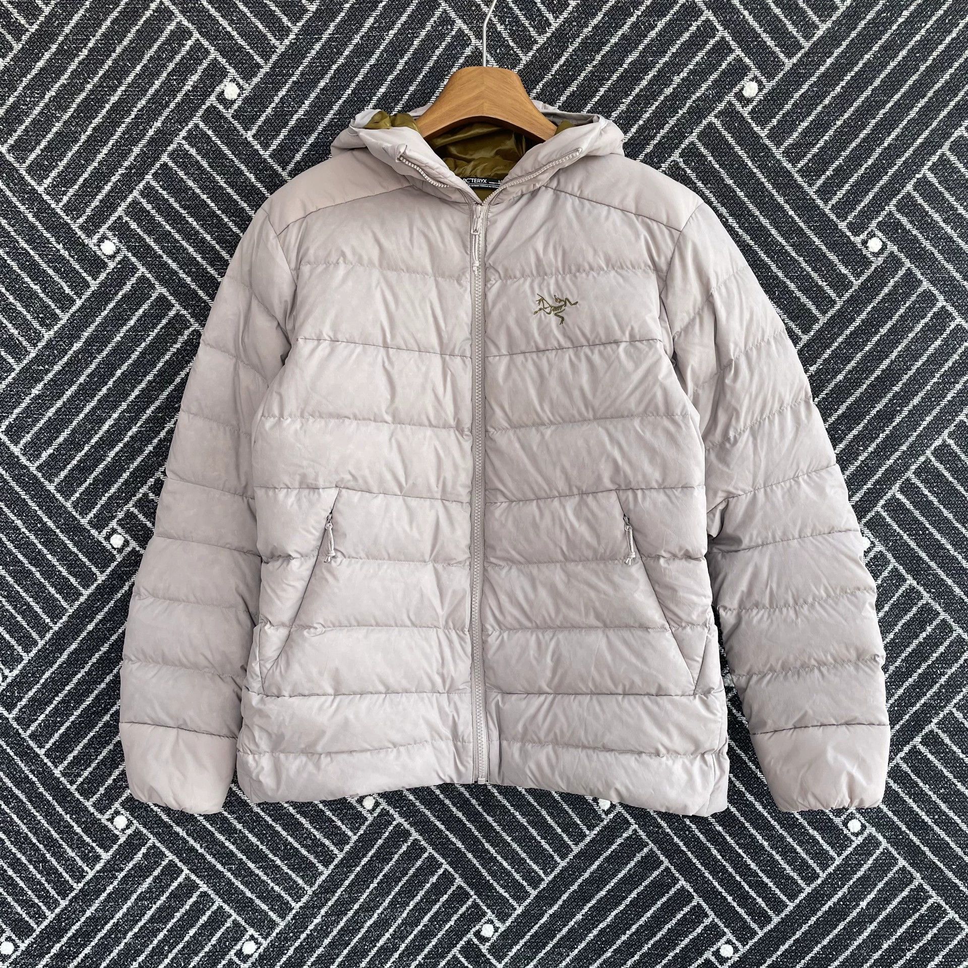 Arc'teryx Arcteryx Thorium Ar 750 Logo Wmns M 98 New Puffer Size L / US 10 / IT 46 - 1 Thumbnail