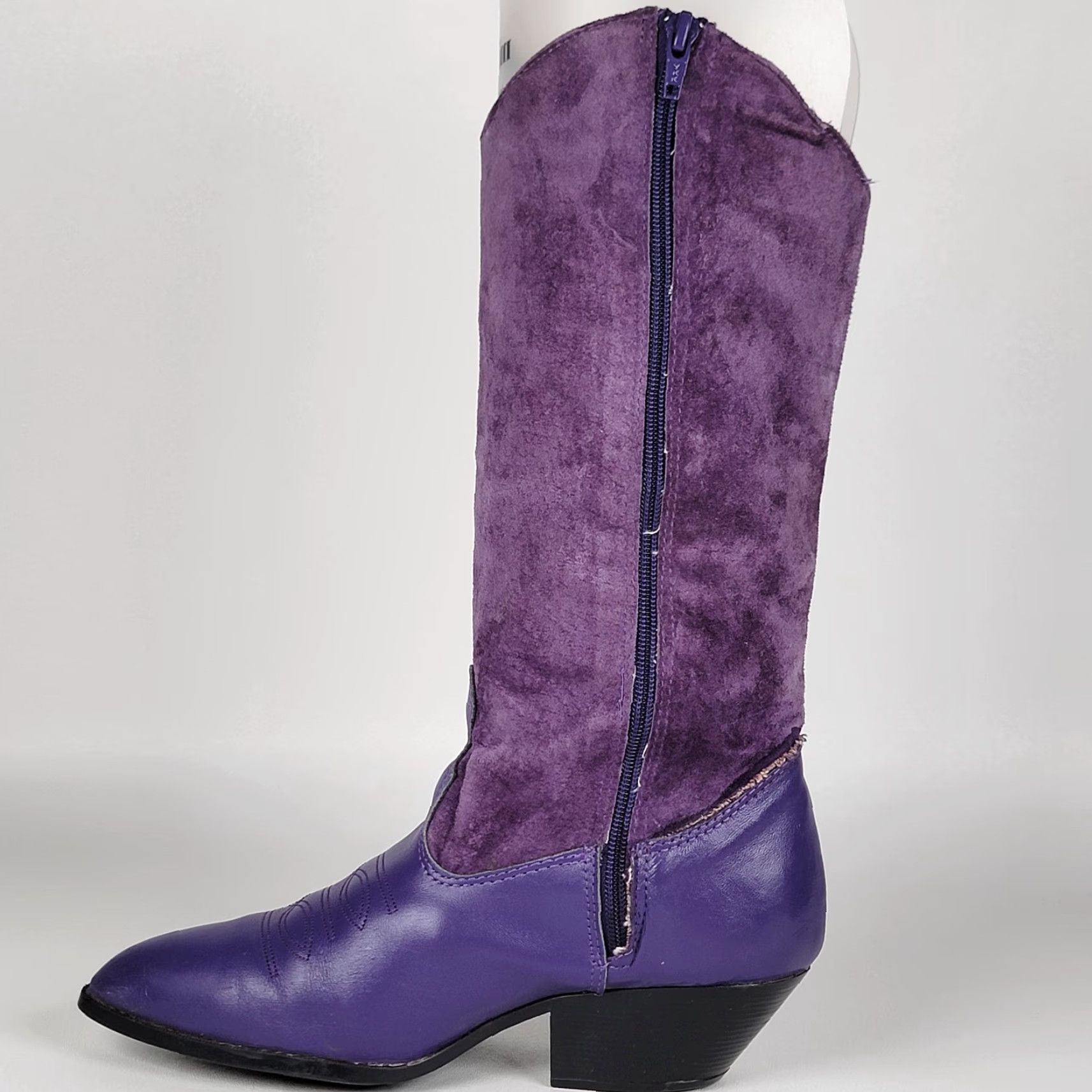 Vintage VINTAGE Santa Barbara Cowboy Western Boots Women's 5.5 Purple Leather Cowgirl Cap Toe Embroidered Western Boots Size US 6 / IT 36 - 4 Thumbnail