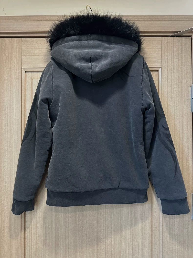 Balenciaga Balenciaga FW24 Embroidered Dragon Hooded Slim Fit Sweatshi Size S / US 4 / IT 40 - 2 Thumbnail