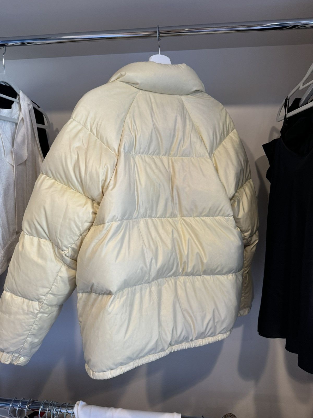 Moncler × Moncler Grenoble × Vintage 🔥 Moncler Grenoble Puffer Jacket Vintage White Yellow Size US L / EU 52-54 / 3 - 3 Thumbnail