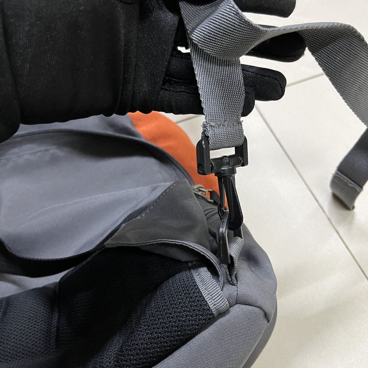 Nike × Vintage Vintage Rare Nike 2 Way Bag/Backpack Size ONE SIZE - 16 Thumbnail
