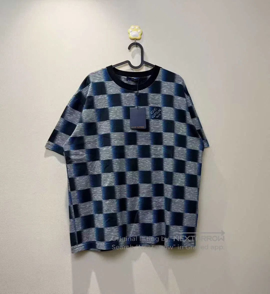 Louis Vuitton Louis Vuitton Black and Blue Checkered Full Logo Short-sle Size US XL / EU 56 / 4 - 1 Thumbnail