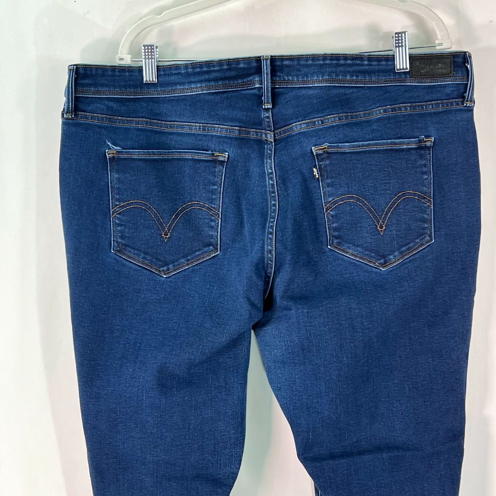 Levi's Levi's Women's Skinny Jeans 24W Blue Cotton Mid Rise 30-Inch Inseam Pockets Stretch Size 42" / US 20 - 4 Thumbnail