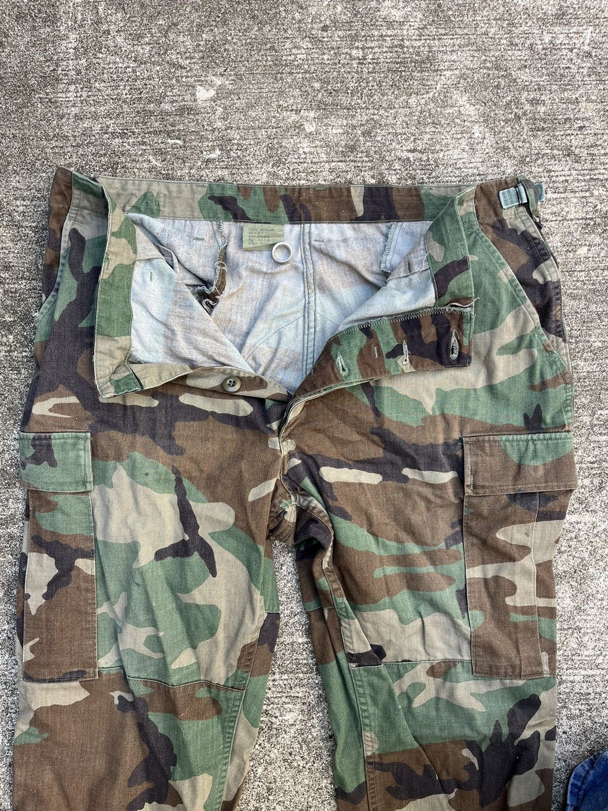 Vintage Woodland Camo Faded Military Cargo Pants Size US 31 - 3 Thumbnail