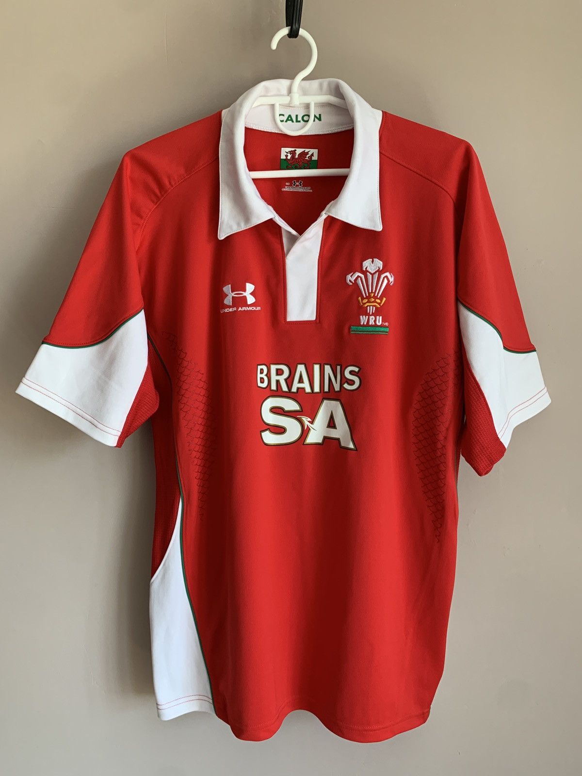 Under Armour Wales 2008 Home Rugby Union Shirt Under Armor Jersey Size L Size US L / EU 52-54 / 3 - 1 Thumbnail