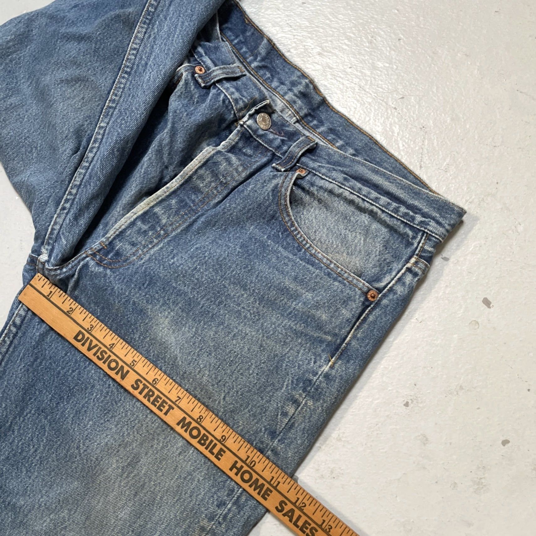 Levi's VINTAGE Levi’s 501 XX Jeans Distressed USA Denim 34x34 Blue Men/NBA? 90s Patina 34x34 Headline? Size US 34 / EU 50 - 5 Thumbnail