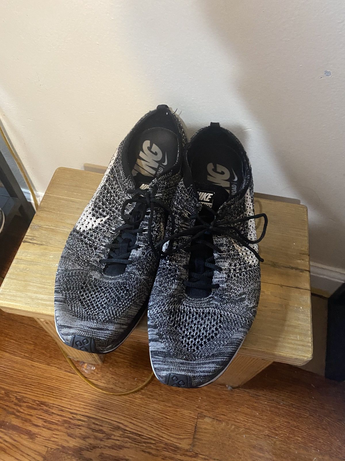 Nike Nike Flyknit Racer Oreo Size US 13 / EU 46 - 1 Thumbnail
