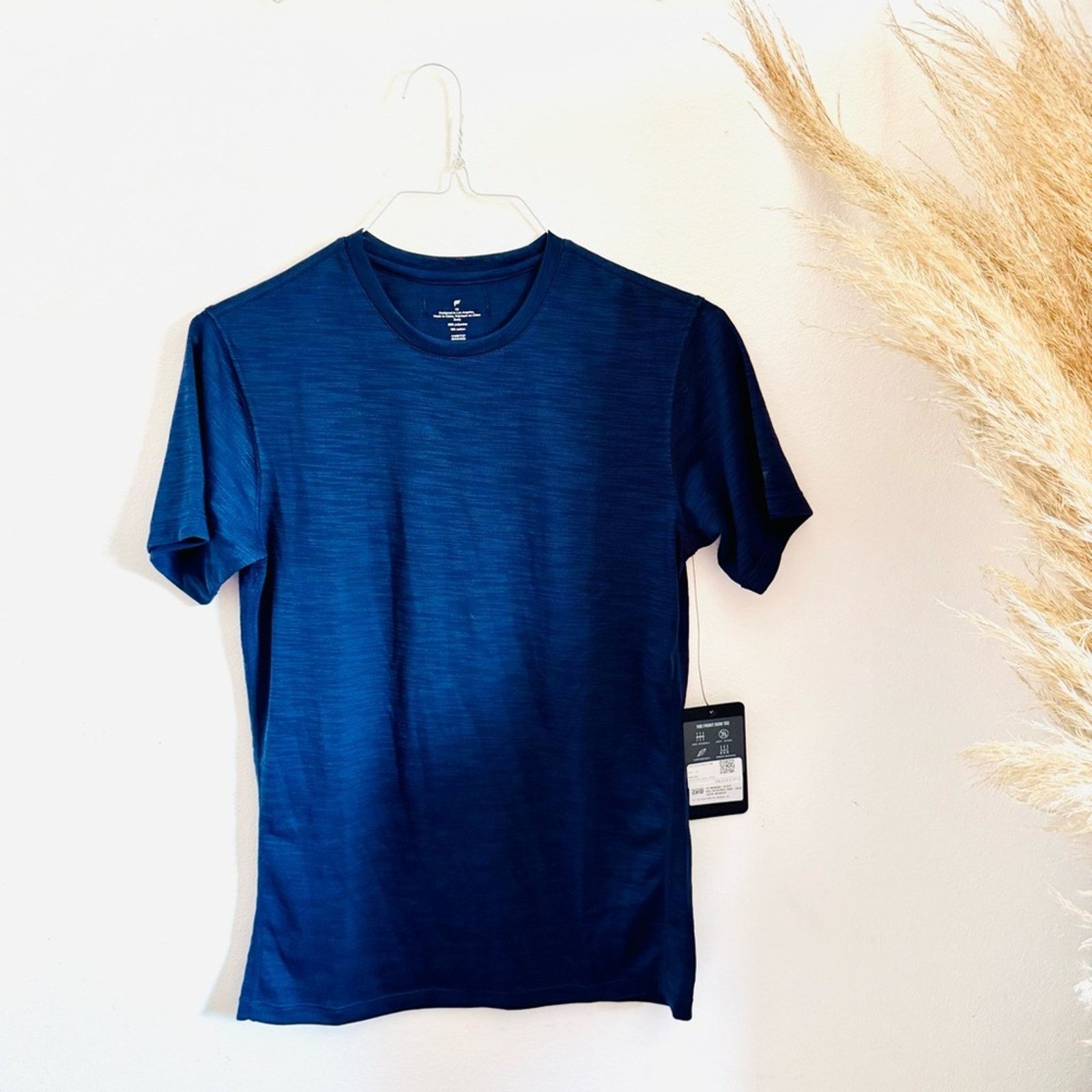 Fabletics MENS FABLETICS Navy Blue Crew Neck Gym Active Tee Shirt Top Size US XS / EU 42 / 0 - 3 Thumbnail