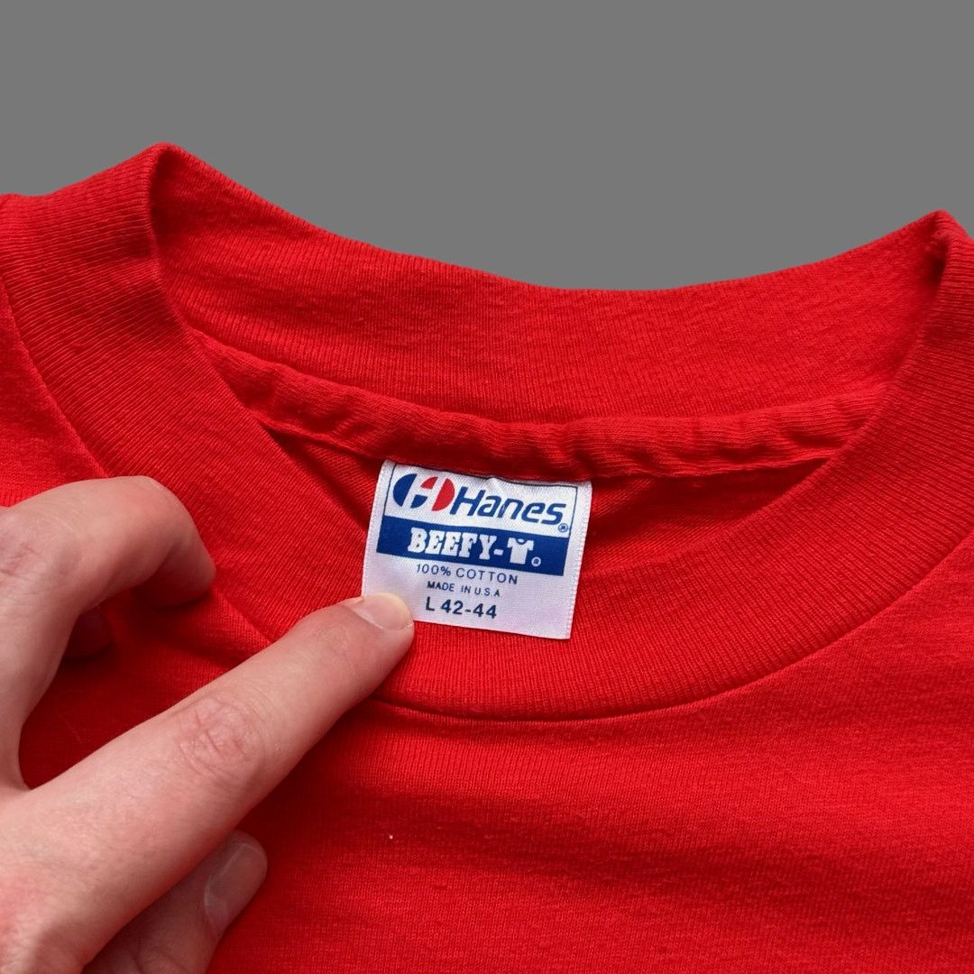 Hanes VTG 90s Hanes Beefy 'Only Visiting' Red SS Tee Size L GUC Size US L / EU 52-54 / 3 - 6 Thumbnail