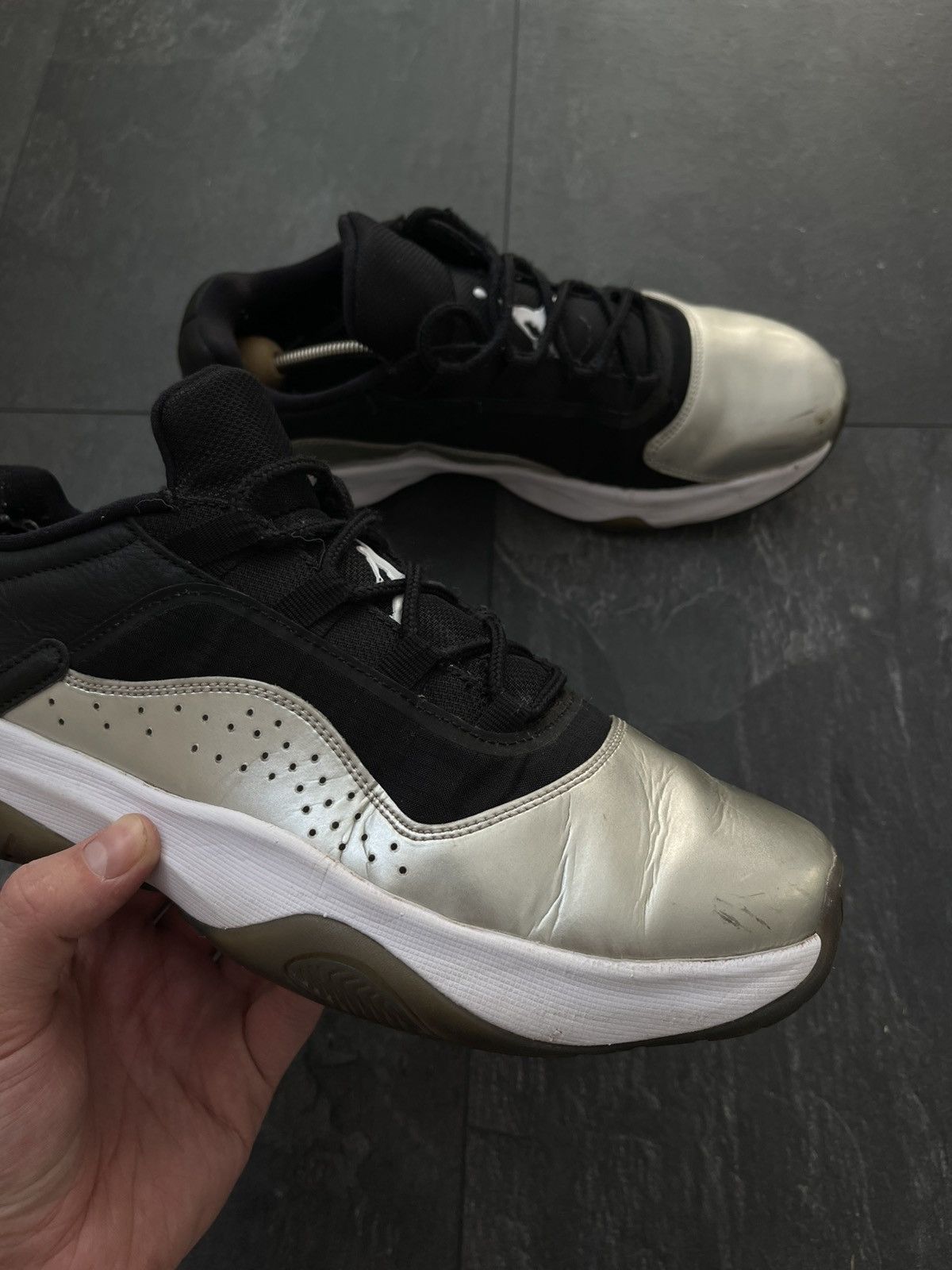 Jordan Brand Air Jordan 11 CMFT Low Silver Toe Size US 10.5 / EU 43-44 - 4 Thumbnail