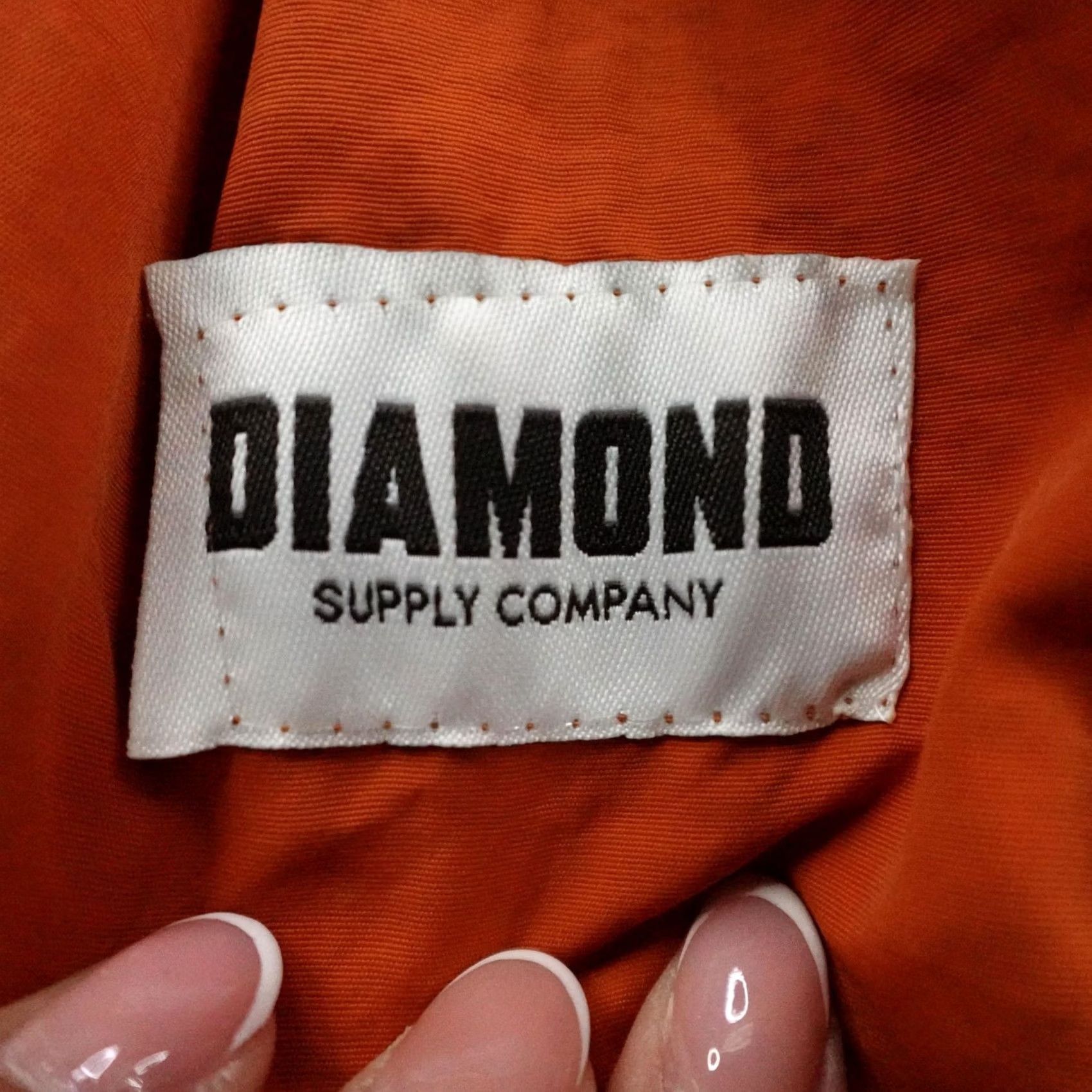 Diamond Supply Co. VINTAGE: None? (Cannot determine) — Unable to process vintage. Refrain from adding content not in title. Size US XL / EU 56 / 4 - 4 Thumbnail