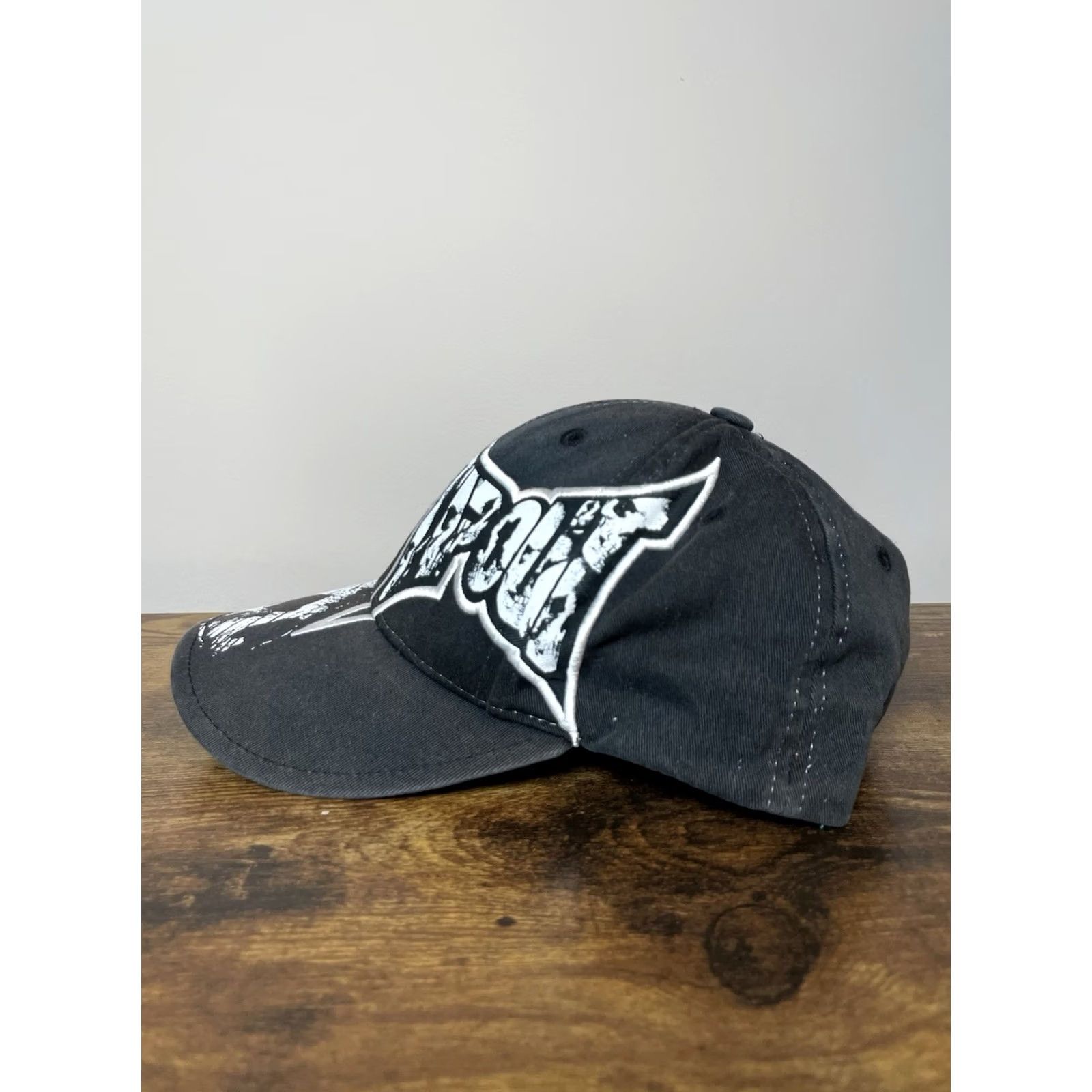 Tapout VINTAGE Tapout Baseball Cap Hat Skulls Black & White S/M Men Casual Sports Cap Size ONE SIZE - 4 Thumbnail