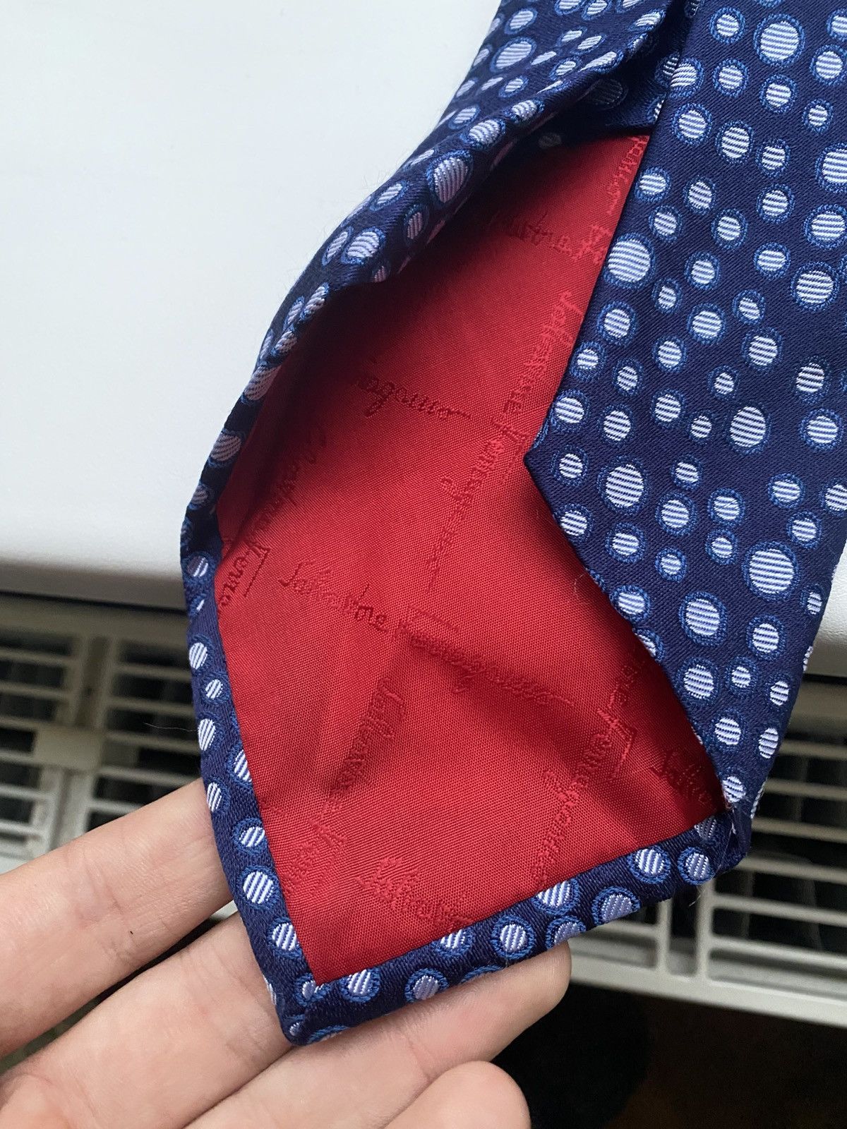 Salvatore Ferragamo Salvatore Ferragamo Tie 100% Silk Made In Italy Size ONE SIZE - 4 Thumbnail