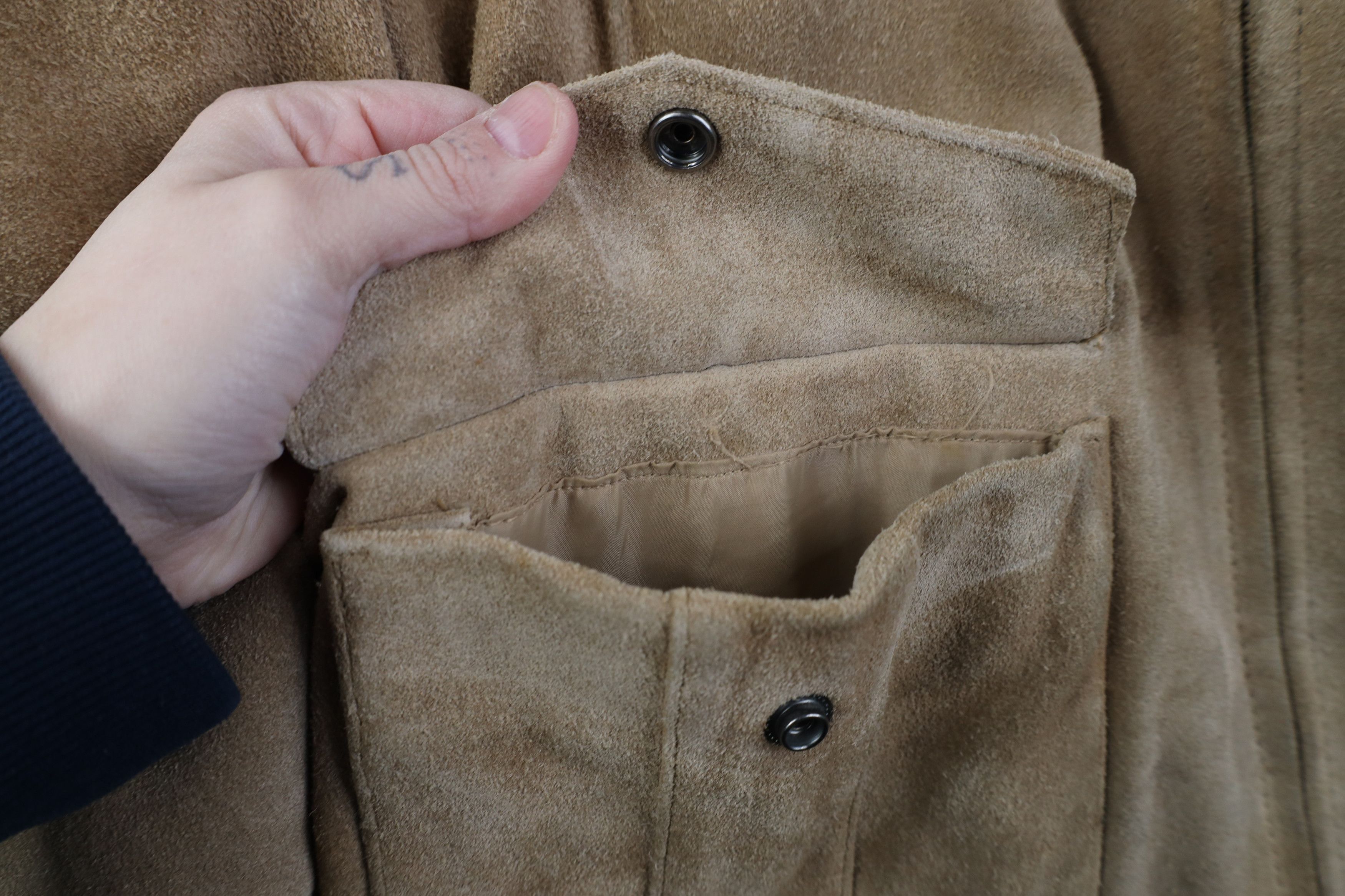 Vintage Vintage 70s Fleece Lined Suede Leather Bomber Jacket Beige Size US XXL / EU 58 / 5 - 9 Thumbnail