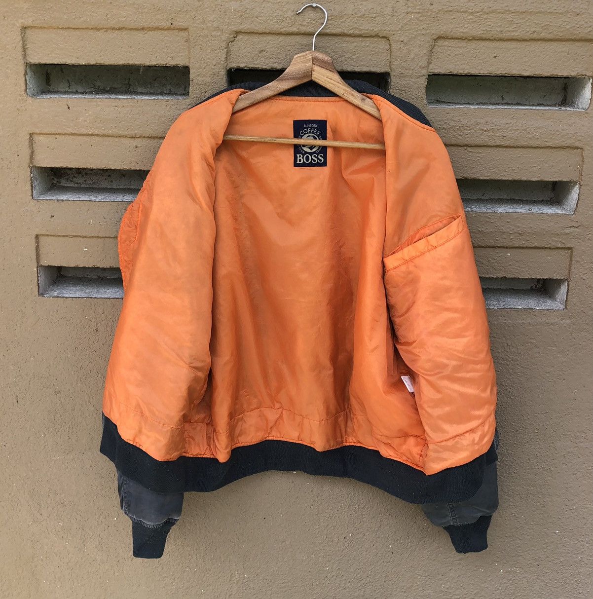 Vintage Vintage Boss Coffee Sun Faded Ma-1 Bomber Jacket Size US L / EU 52-54 / 3 - 14 Thumbnail