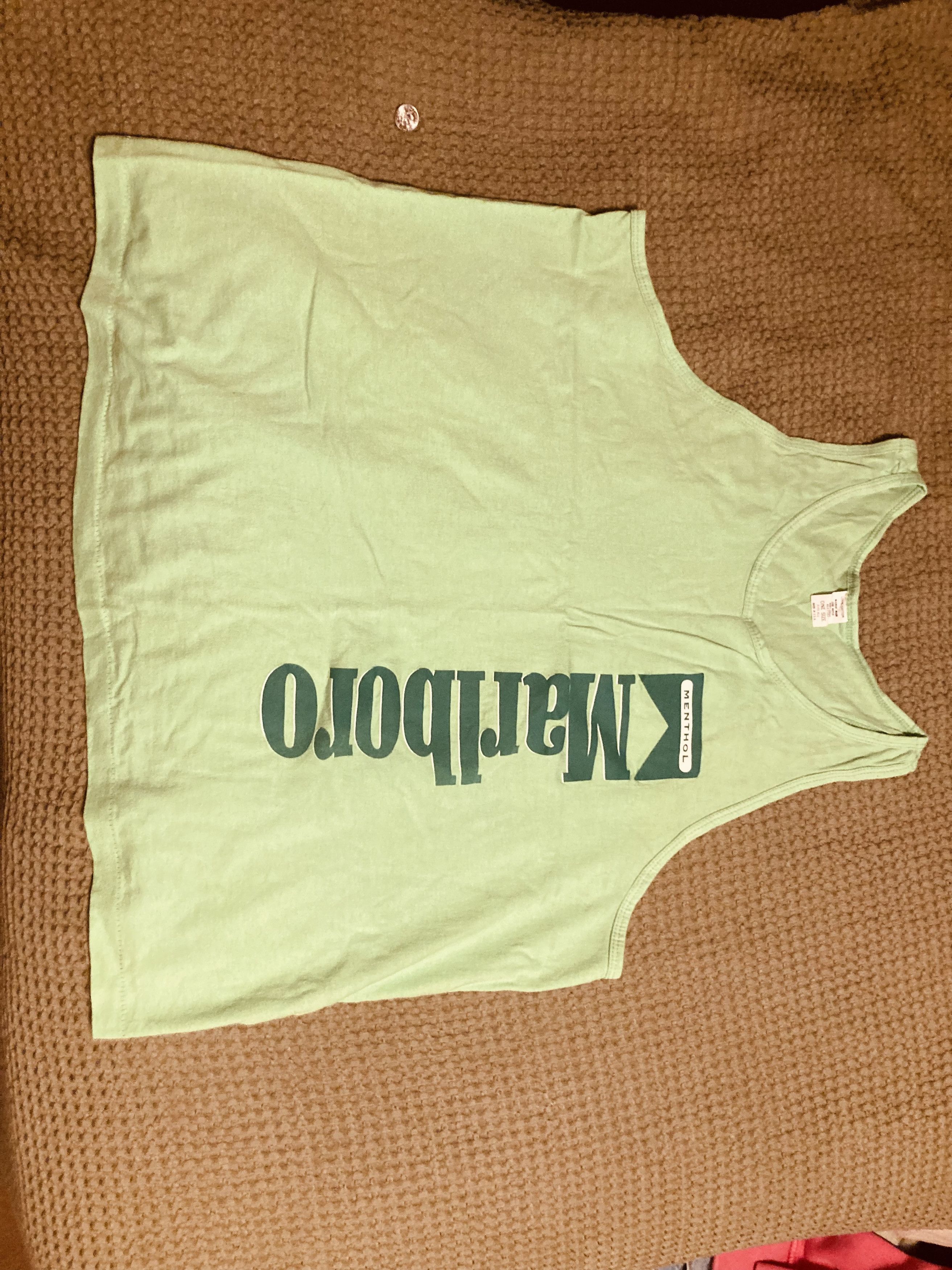 Marlboro Vintage 90s neon green Marlboro smokes muscle tank Size US L / EU 52-54 / 3 - 1 Thumbnail