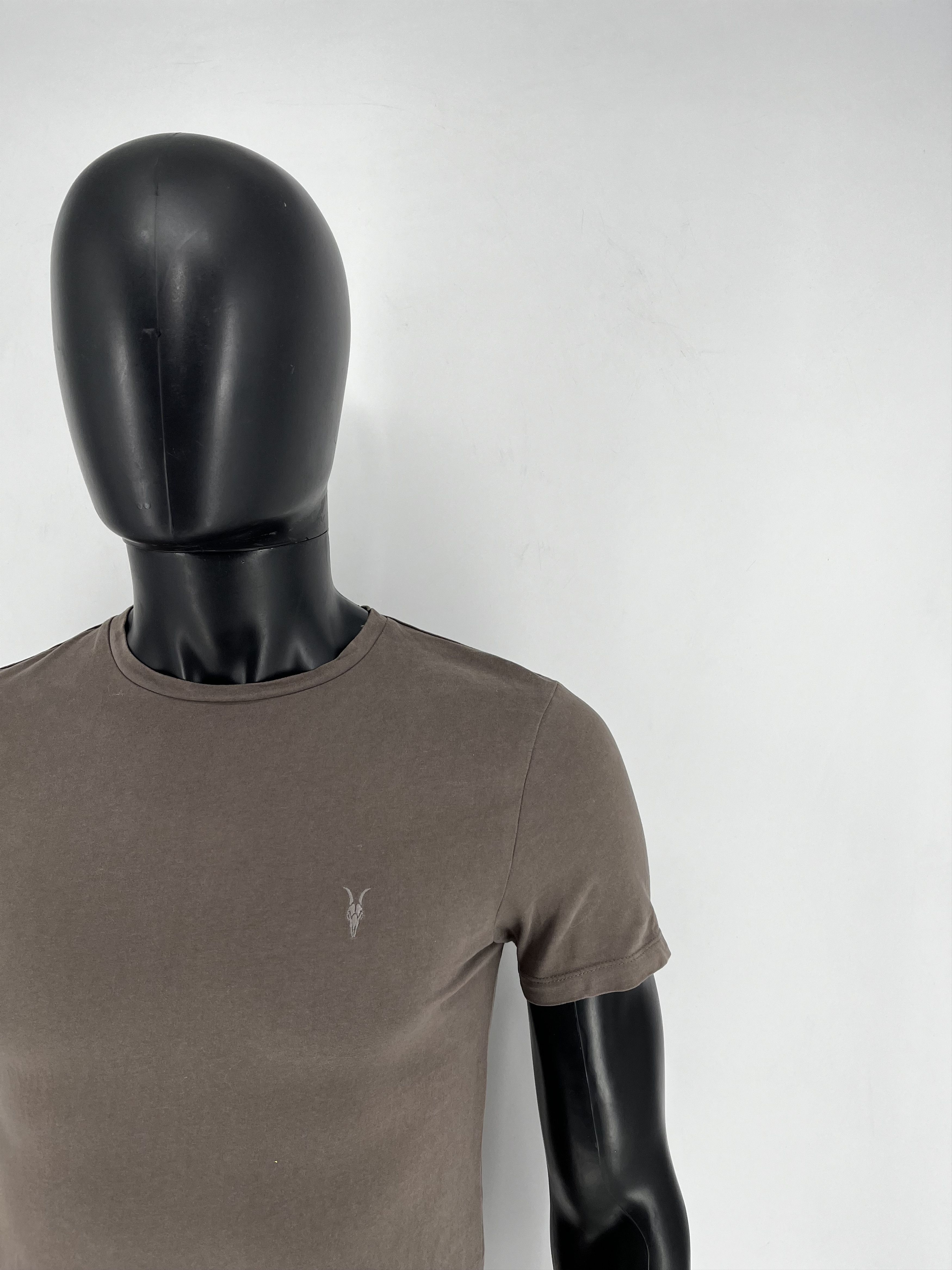 Allsaints Vintage Basic Allsaints Mini Logo Basic Tee Old Money Size US XS / EU 42 / 0 - 6 Thumbnail