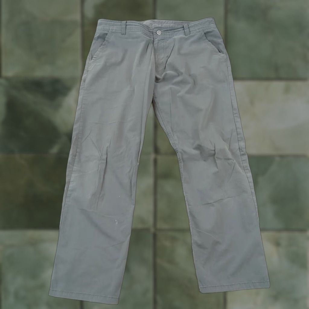 Vintage Kuhl Mens 38x30 Gray Chino Straight Leg Stretch Pants Size US 38 / EU 54 - 1 Thumbnail