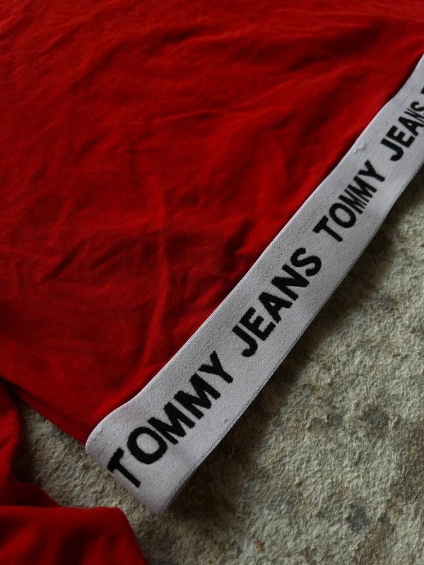 Tommy Hilfiger Tommy Hilfiger Jeans Top Short Sz L Women's 2022 Turtleneck Size L / US 10 / IT 46 - 12 Thumbnail