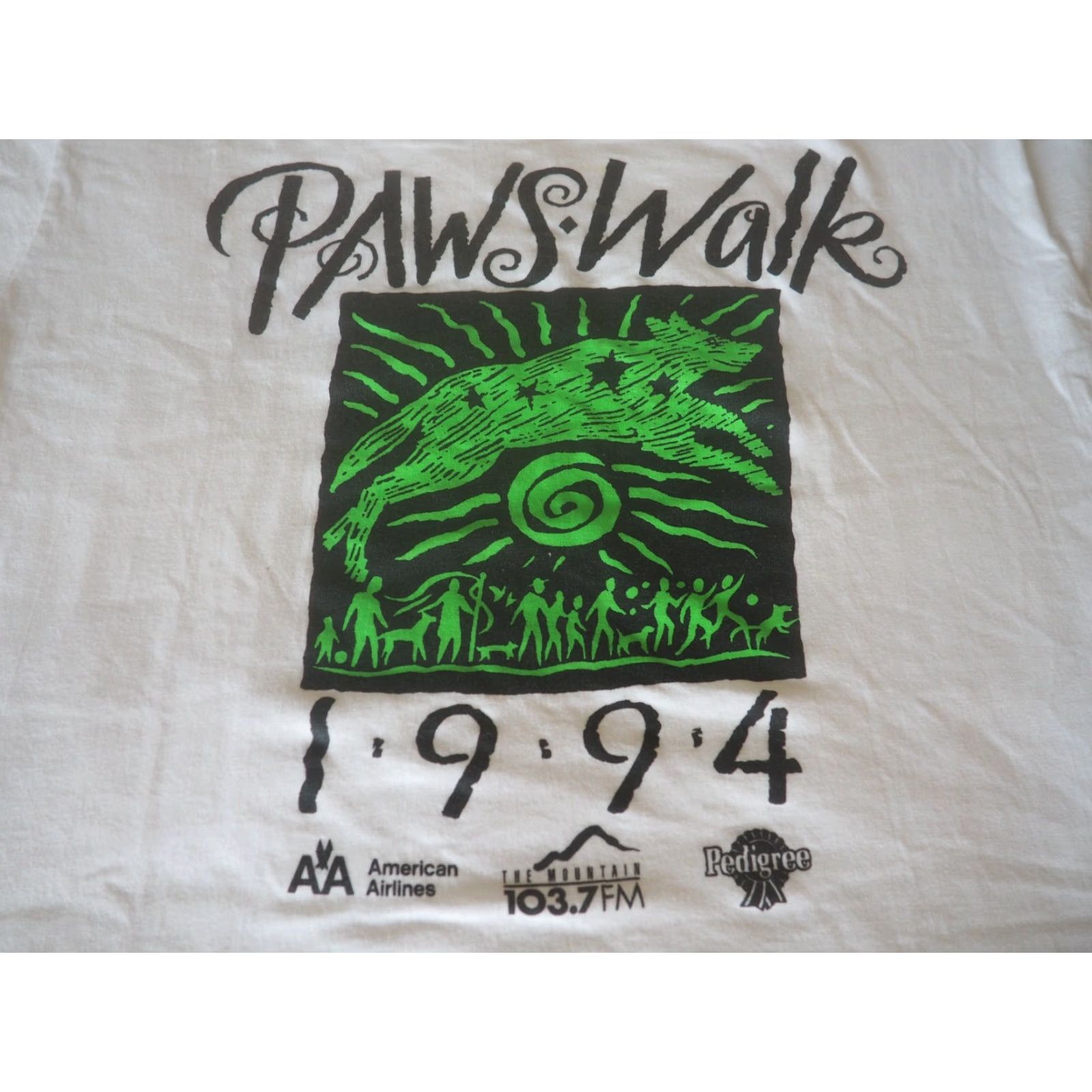 Fruit Of The Loom VTG 90s Fruit of the Loom PAWS WALK 1994 Pedigree White Graphic Tee T-Shirt L EUC Unisex Short Sleeve Cotton Shirt Boys/Girls? Size US L / EU 52-54 / 3 - 4 Thumbnail