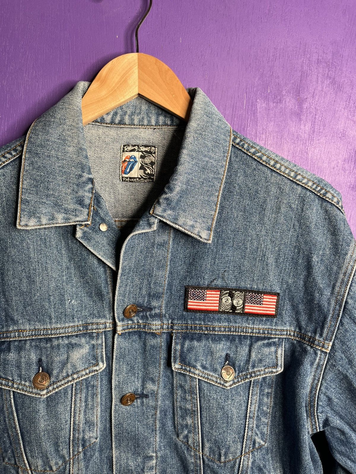 The Rolling Stones × Vintage Vintage 1989 Rolling Stones flag patch denim jacket Size US M / EU 48-50 / 2 - 3 Thumbnail