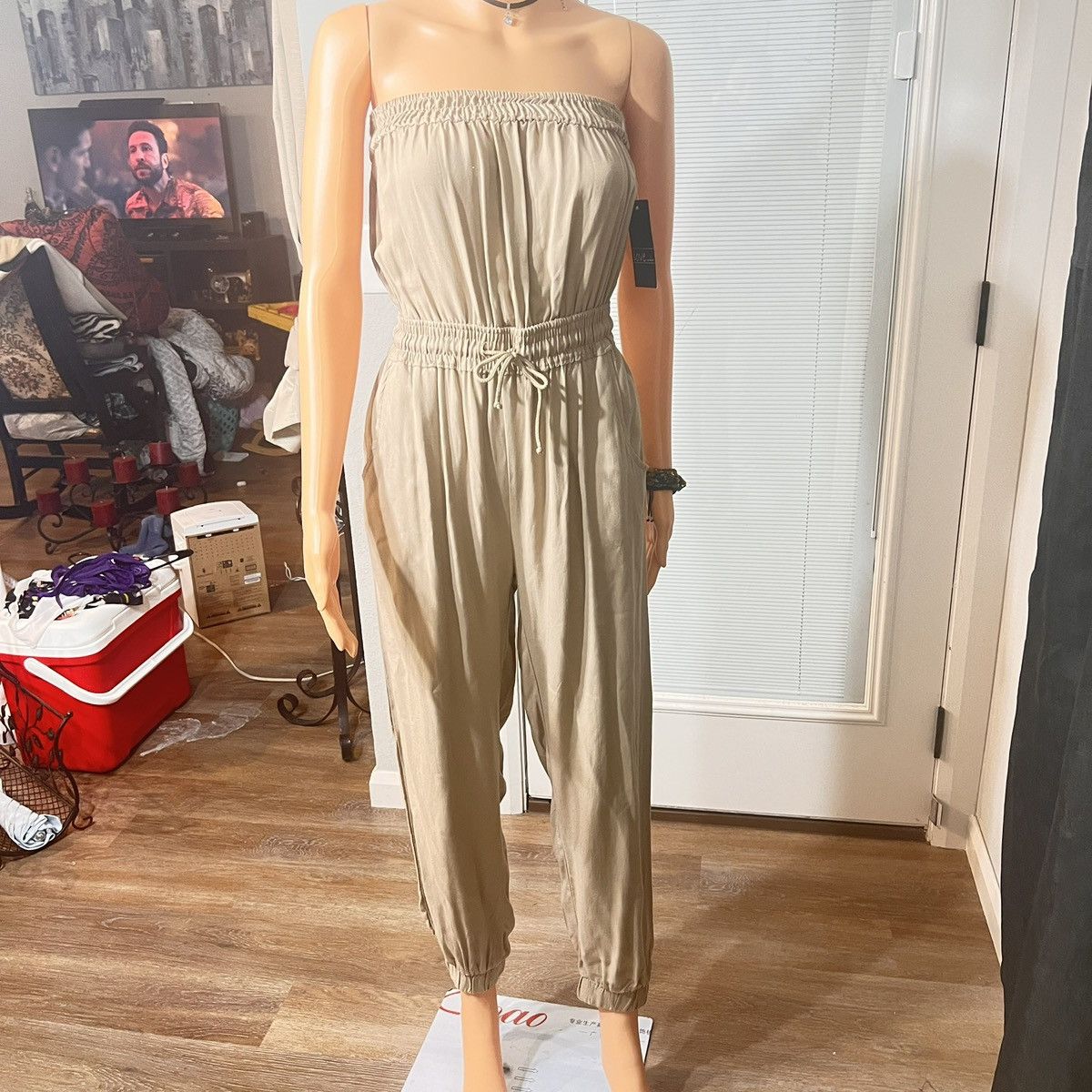 Other NWT Women's Beige Casual Jumpsuit Size M / US 6-8 / IT 42-44 - 1 Thumbnail