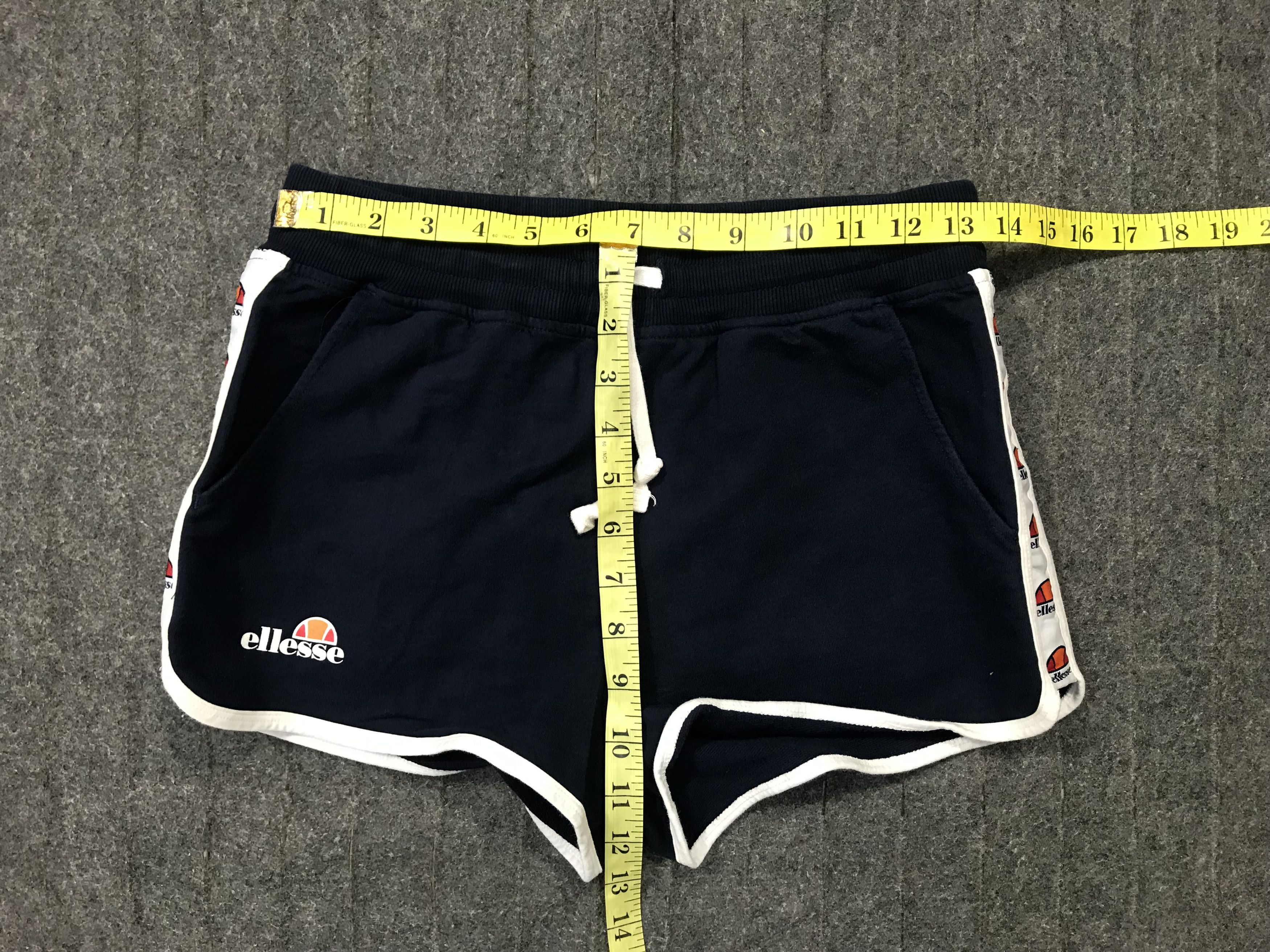 Ellesse 90s Elleesse Short Fits Size 24 25 26 Adjustable Size 25" / US 0 / IT 36 - 11 Thumbnail