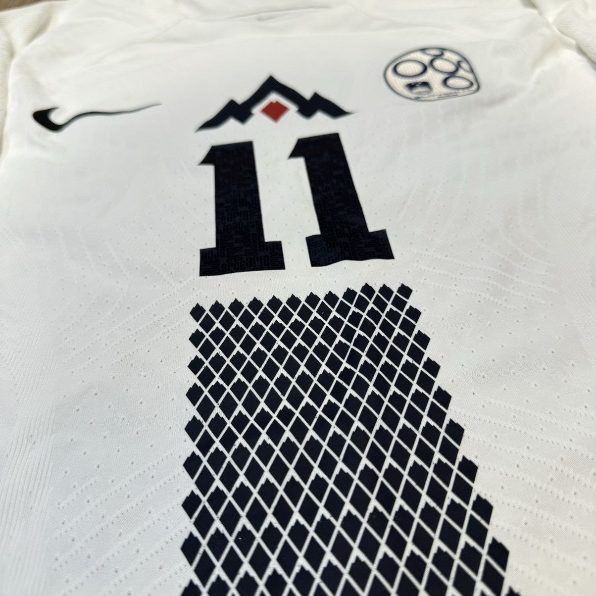 Nike Slovenia 24/25 player issue home shirt #11 Sesko (Bnwt) Size US L / EU 52-54 / 3 - 3 Thumbnail