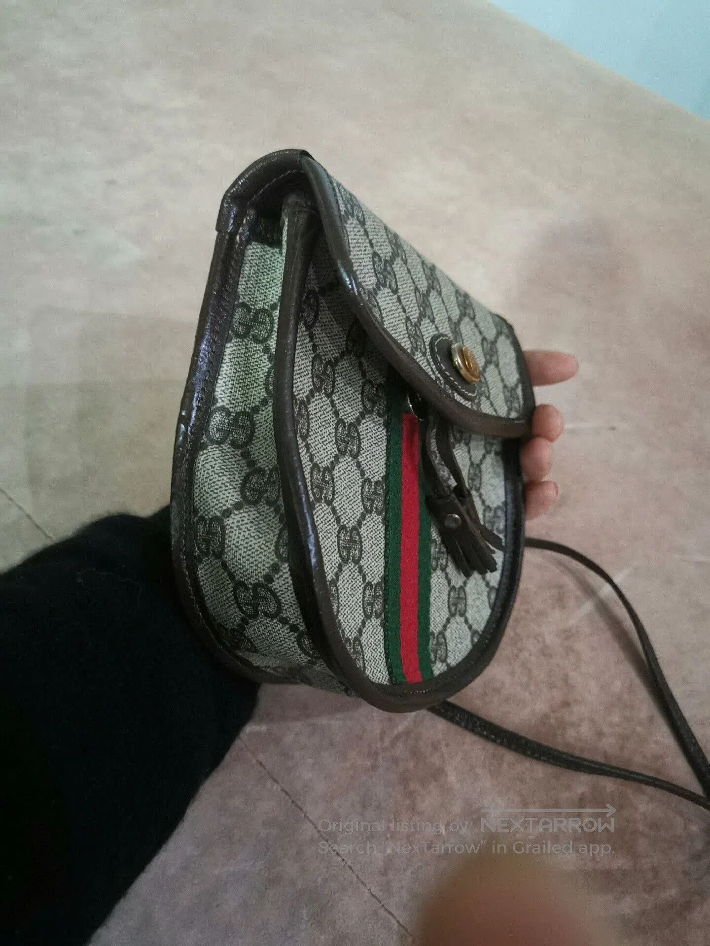 Gucci Vintage Gucci Mini Crossbody Phone Bag. Size ONE SIZE - 3 Thumbnail