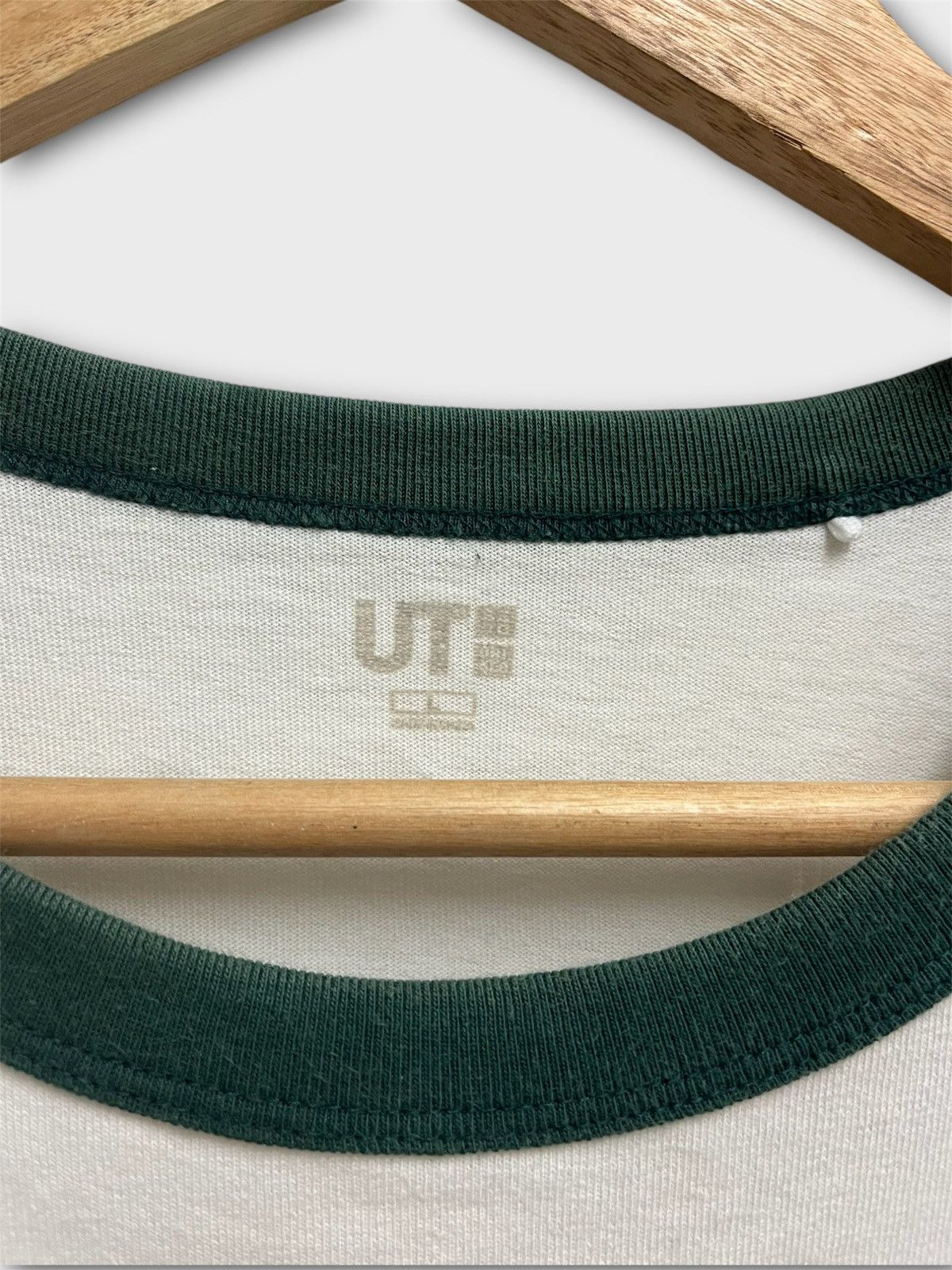 Uniqlo Uniqlo Brand Tee Shirt Catskill Mountains Size US L / EU 52-54 / 3 - 4 Thumbnail