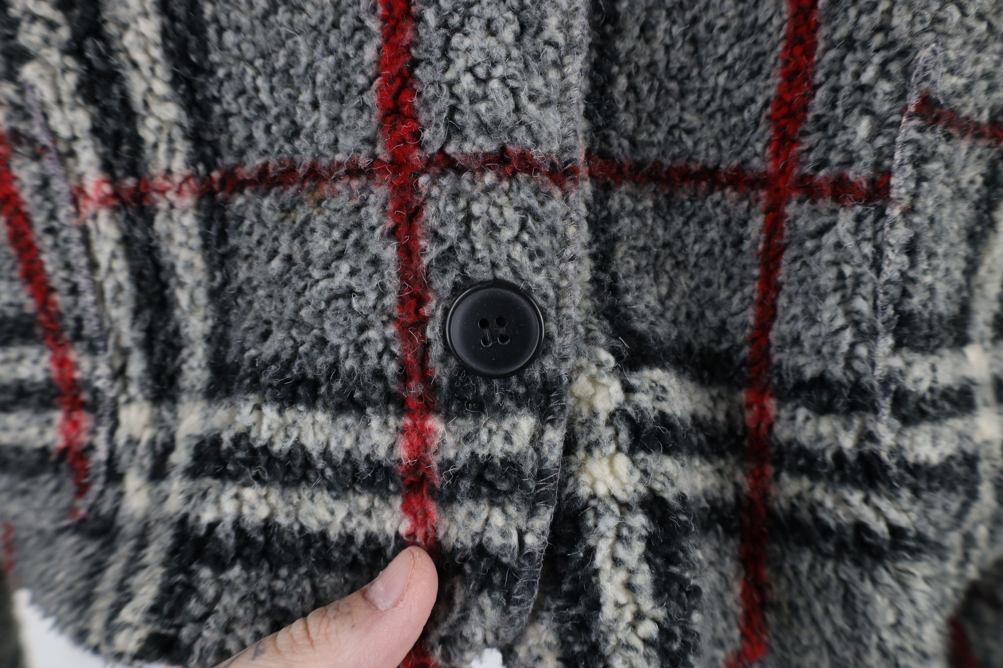 Vintage Vintage 90s Streetwear Deep Pile Fleece Cardigan Sweater USA Size ONE SIZE - 5 Thumbnail
