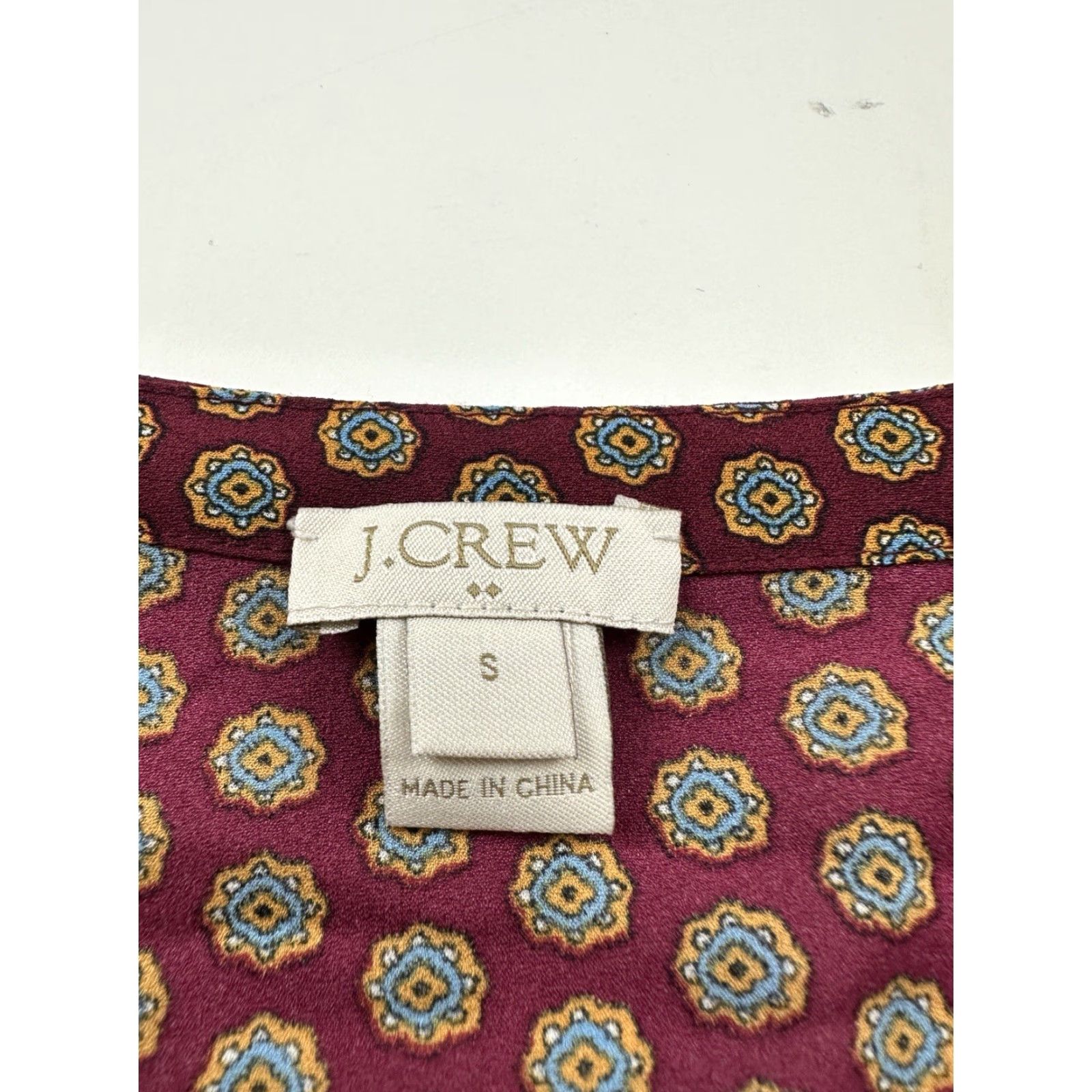 J.Crew VINTAGE J.Crew Blouse Womens Small Red V-Neck Bell Long Sleeve Popover Ladies Size S / US 4 / IT 40 - 4 Thumbnail